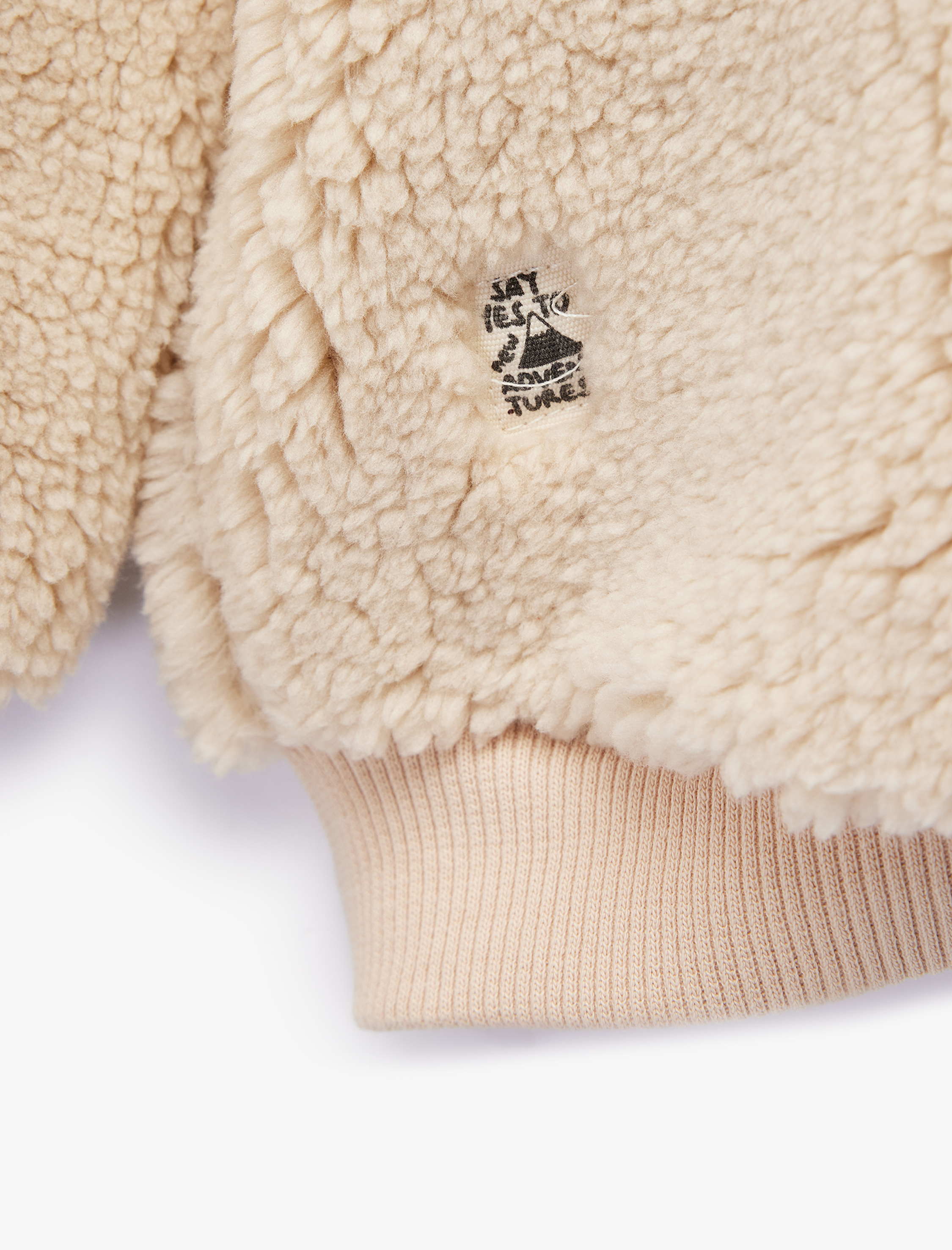  Erkek Bebek Dik Yaka Kumaş Detaylı Uzun Kollu Peluş Mont