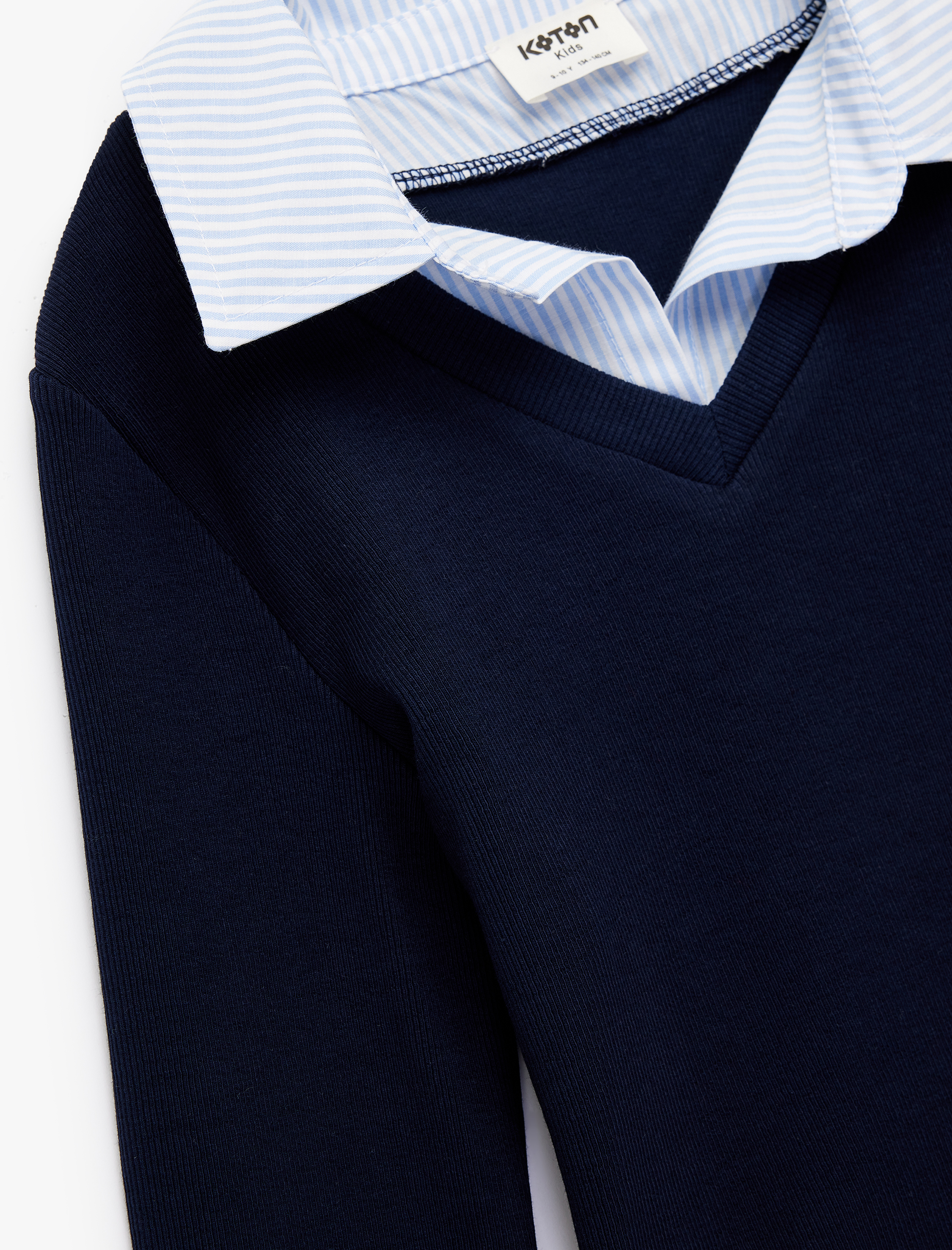  Kız Çocuk Pamuklu Uzun Kollu V Yaka Gömlek Yaka Detaylı Tişört