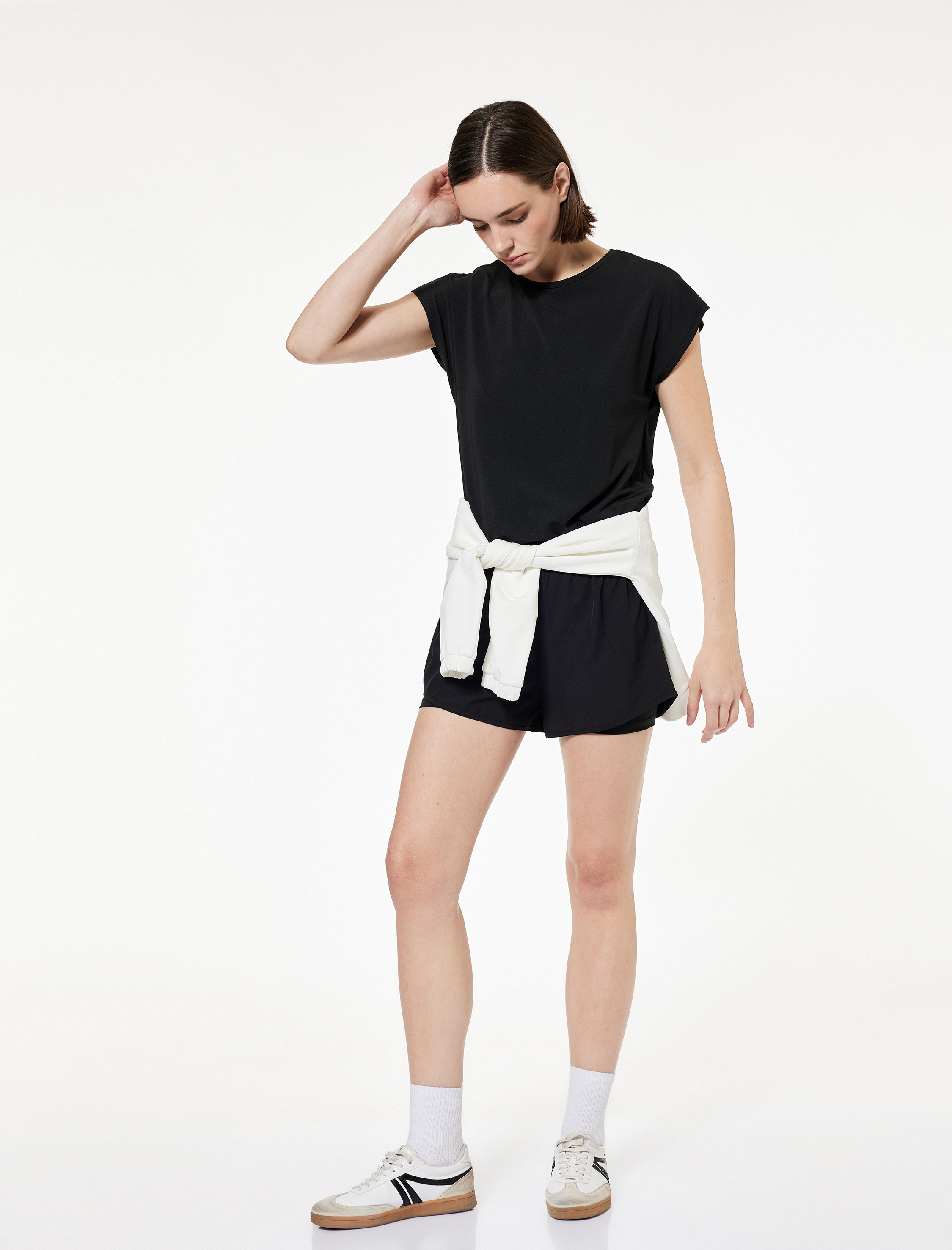   Rahat Kalıp Kısa Kollu Bisiklet Yaka Spor Tişört