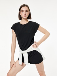 Rahat Kalıp Kısa Kollu Bisiklet Yaka Spor Tişört