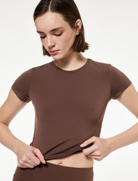 Koton X Sibil Çetinkaya - Slim Fit Kısa Kollu Bisiklet Yaka Spor Tişört