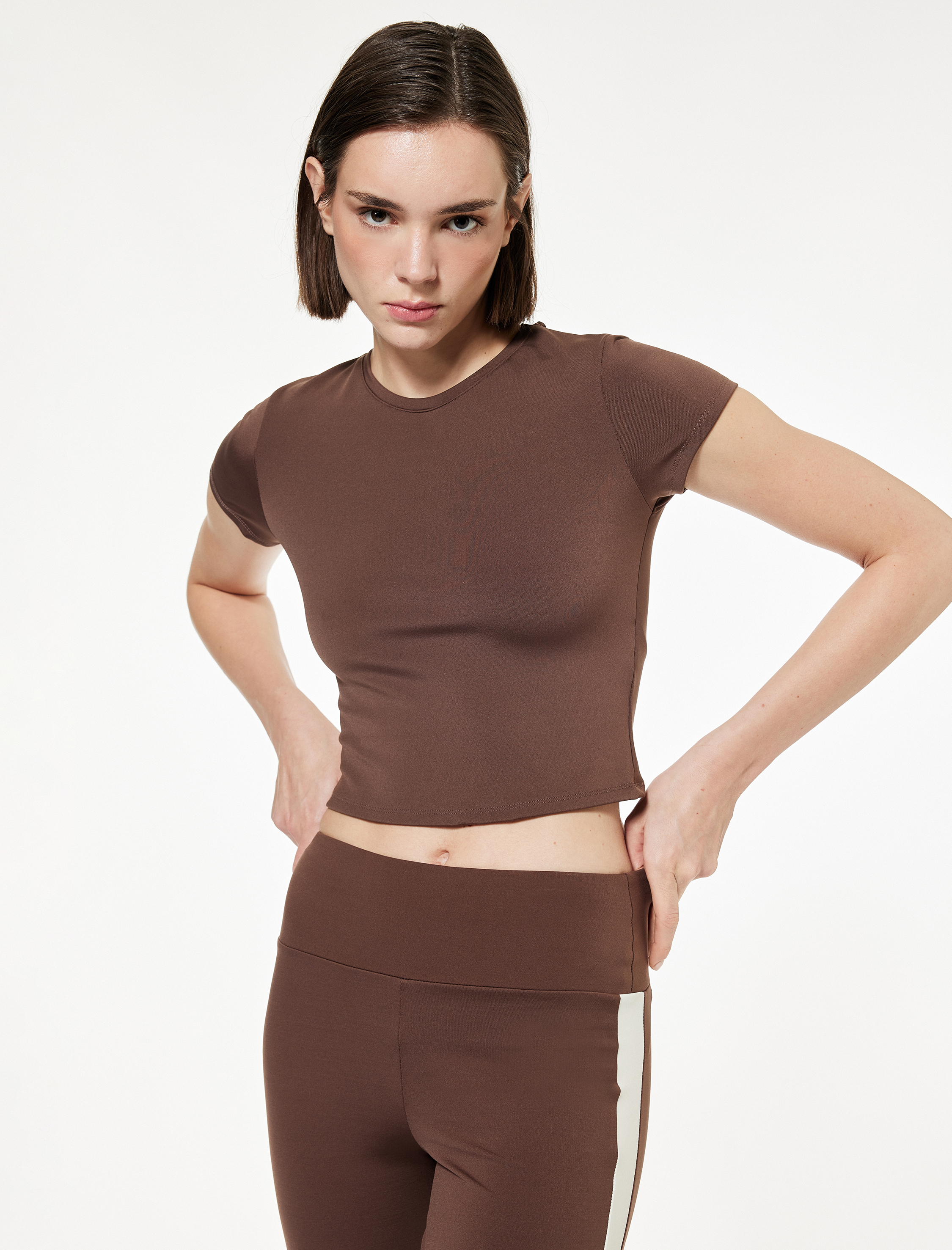   Koton X Sibil Çetinkaya - Slim Fit Kısa Kollu Bisiklet Yaka Spor Tişört