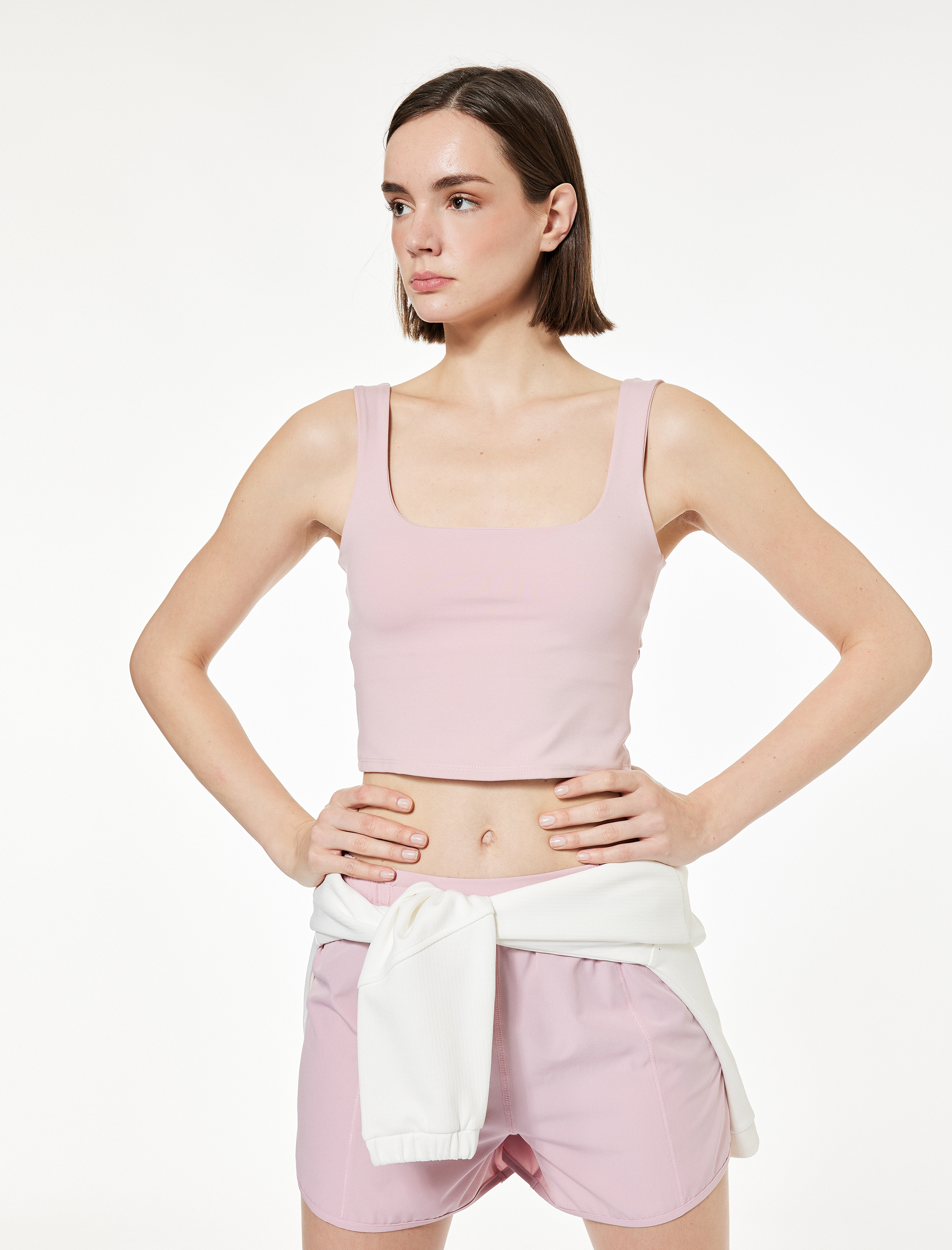   Slim Fit Kolsuz U Yaka Sırtı Pencere Detaylı Sporcu Sütyeni