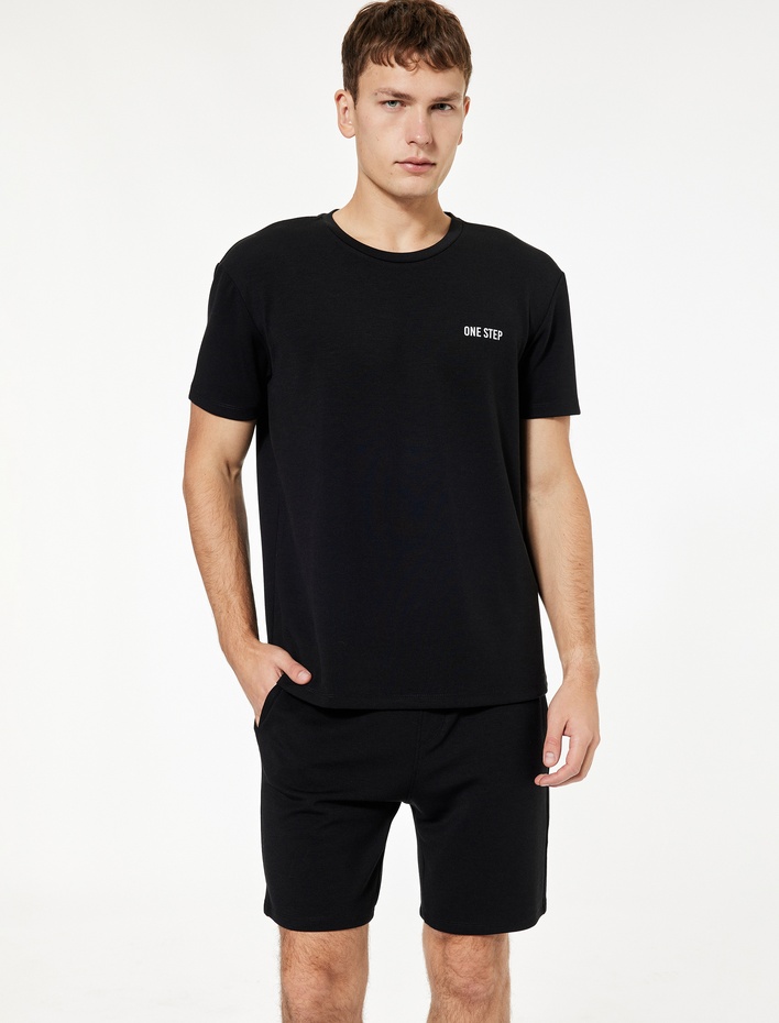  Regular Fit Kısa Kollu Bisiklet Yaka Baskılı Spor Tişört