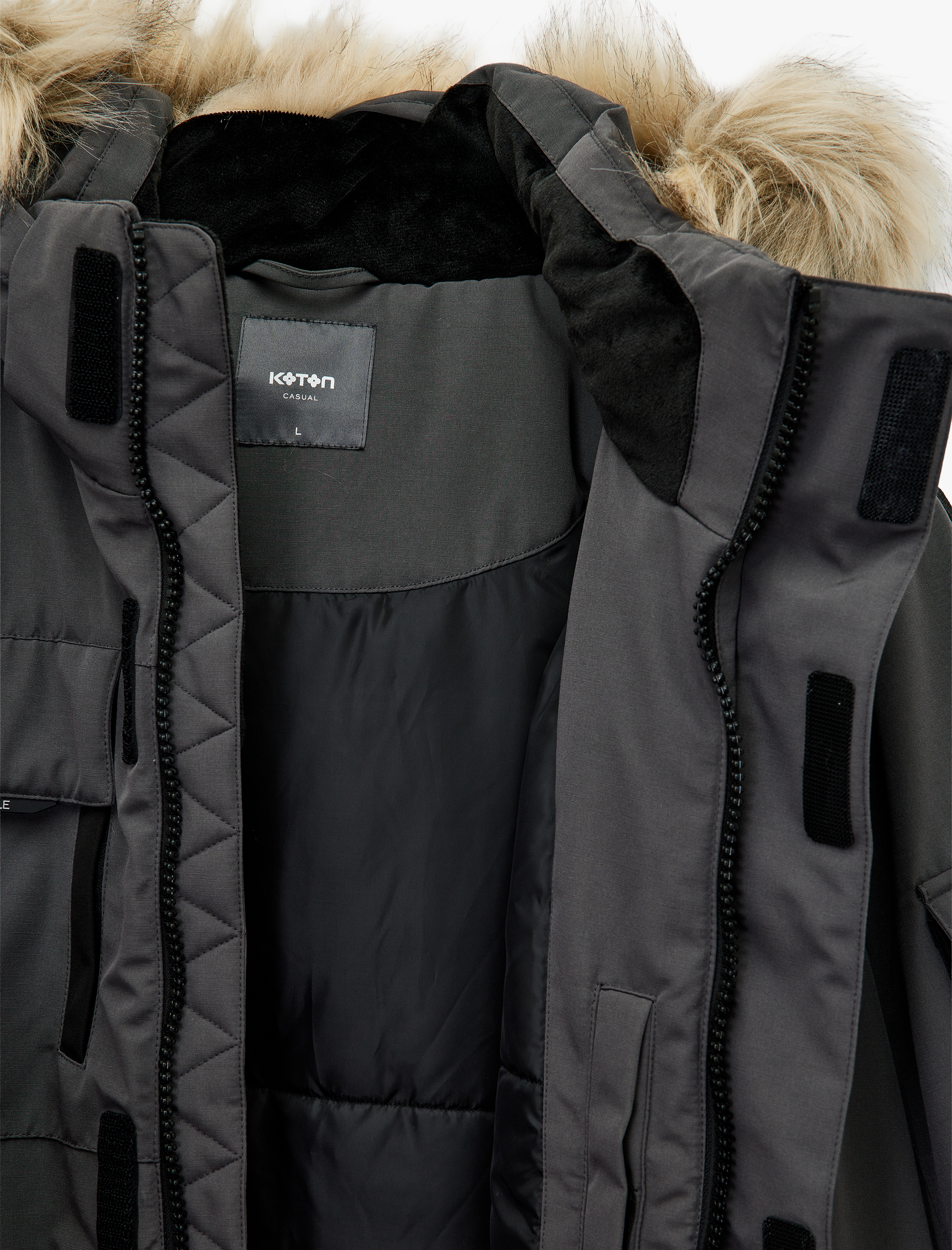   Uzun Kollu Cep Detaylı Suni Kürklü Kapşonlu Kışlık Parka