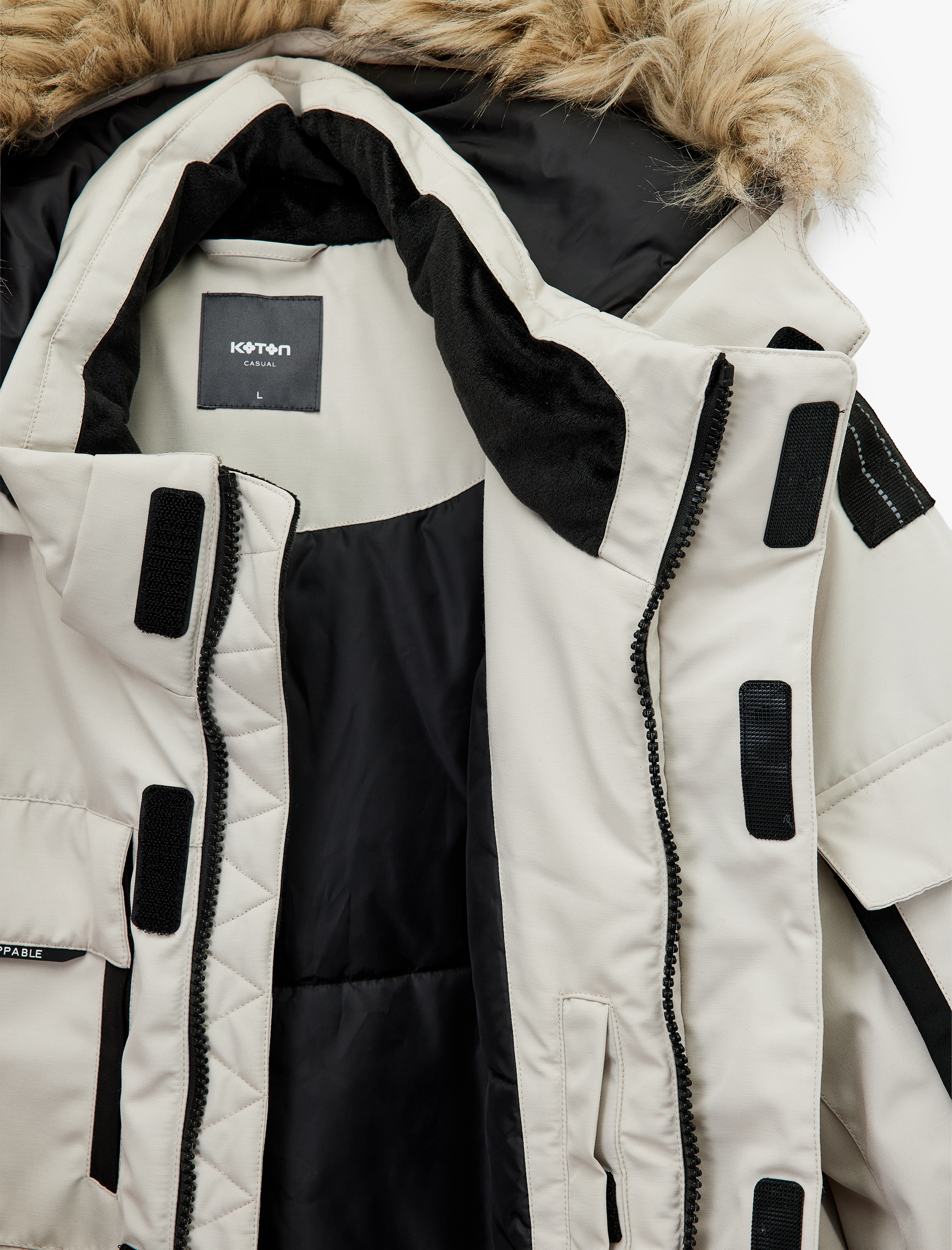   Uzun Kollu Cep Detaylı Suni Kürklü Kapşonlu Kışlık Parka