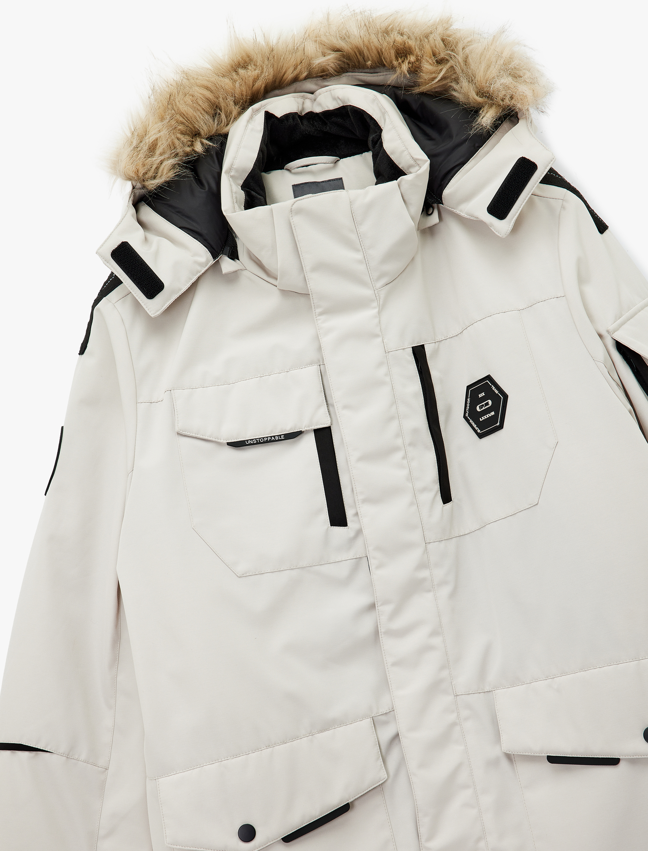   Uzun Kollu Cep Detaylı Suni Kürklü Kapşonlu Kışlık Parka