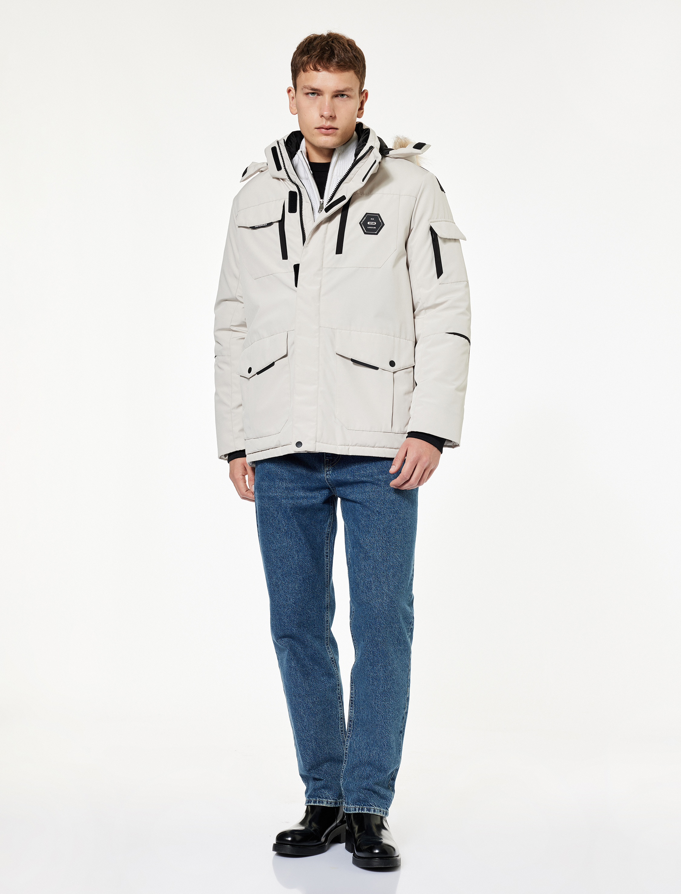   Uzun Kollu Cep Detaylı Suni Kürklü Kapşonlu Kışlık Parka