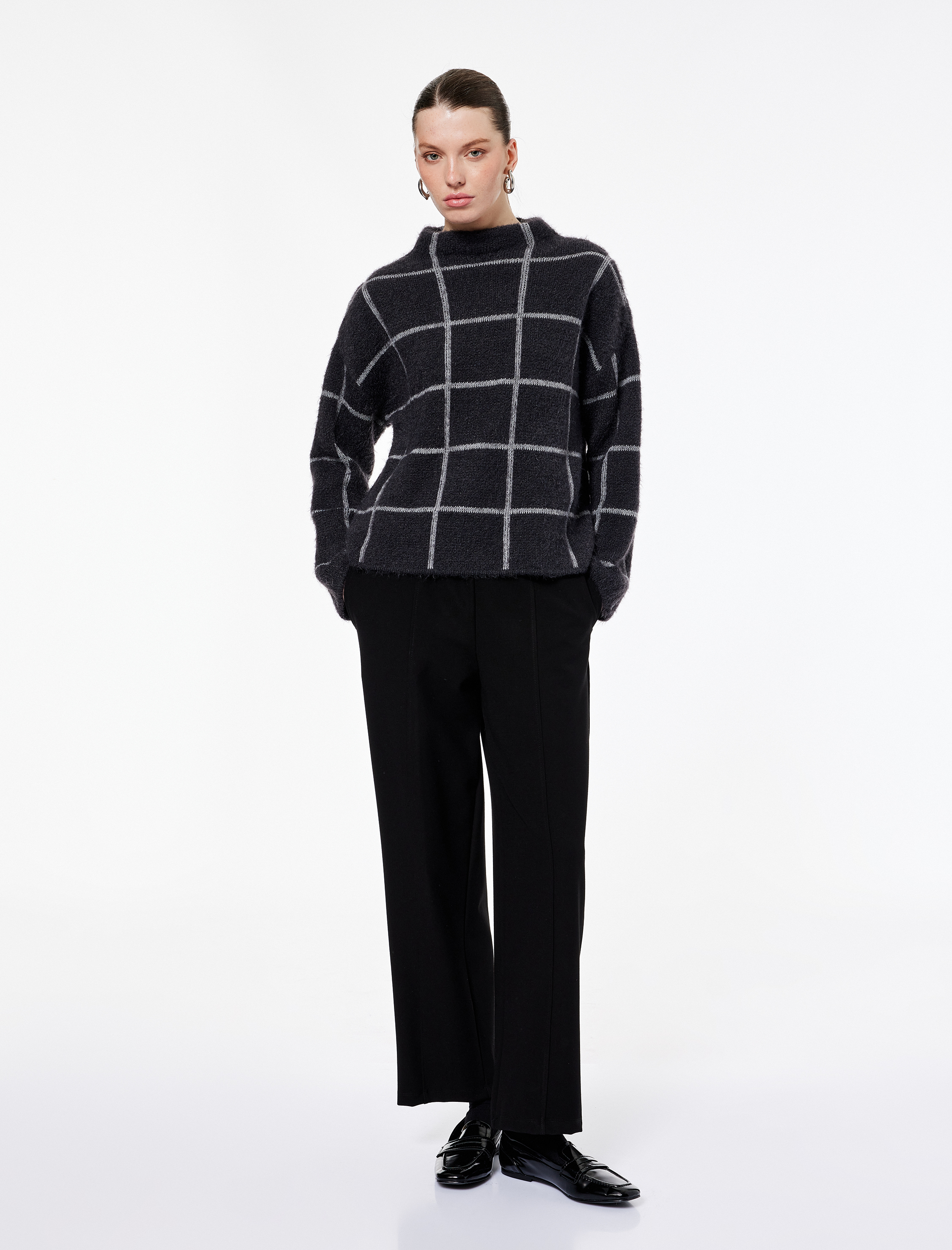   Beli Lastikli Cepli Nervür Detaylı Cepli Eşofman Altı