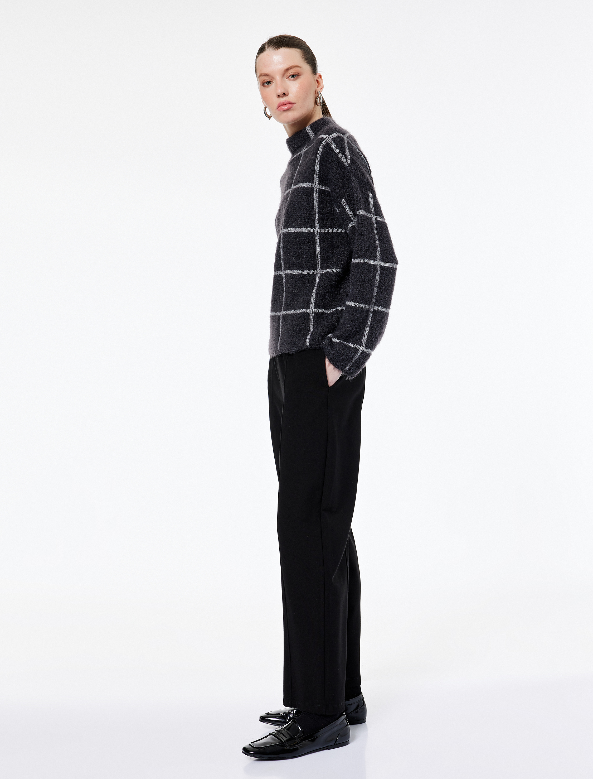   Beli Lastikli Cepli Nervür Detaylı Cepli Eşofman Altı