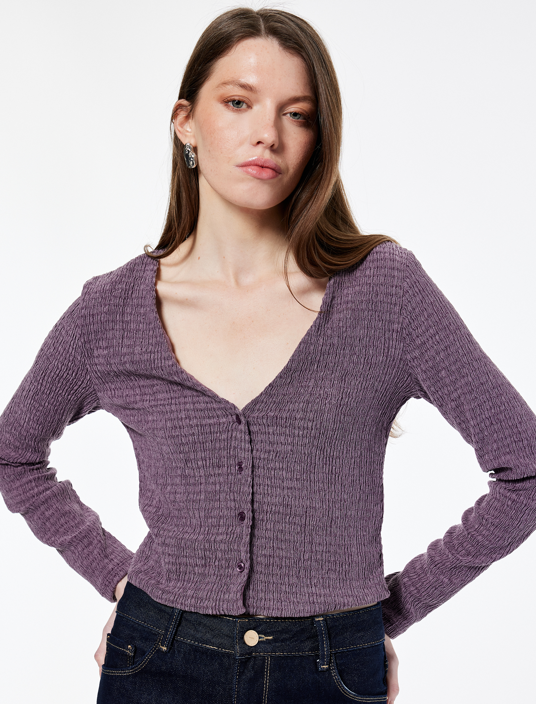   Bürümcük Kumaş Slim Fit Uzun Kollu V Yaka Düğmeli Bluz