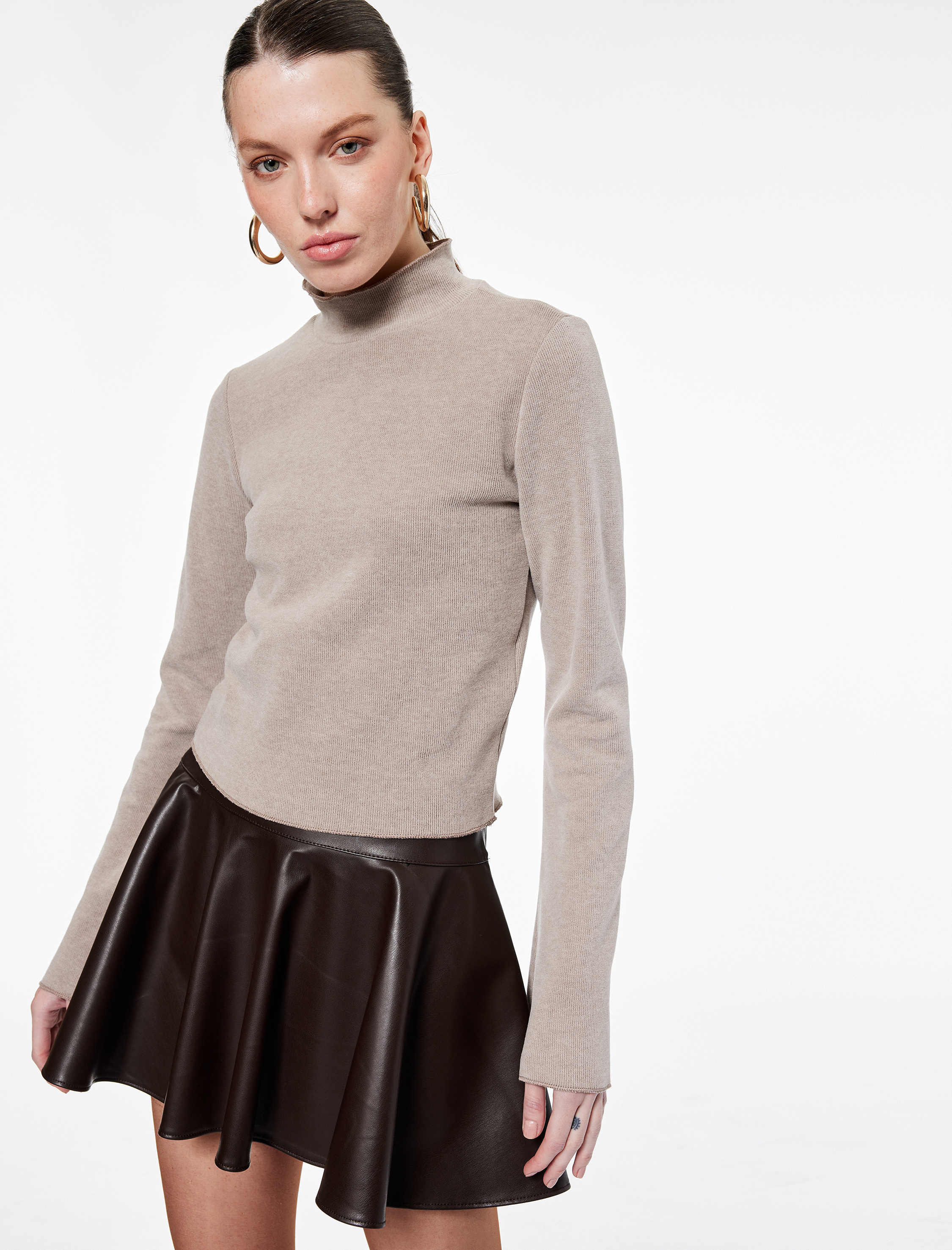   Slim Fit Uzun Çan Kollu Dik Yaka Bluz