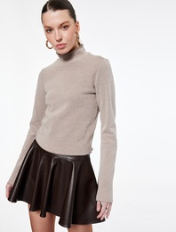 Slim Fit Uzun Çan Kollu Dik Yaka Bluz