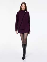 Metal Aksesuarlı Asimetrik Yaka Uzun Kollu Bluz