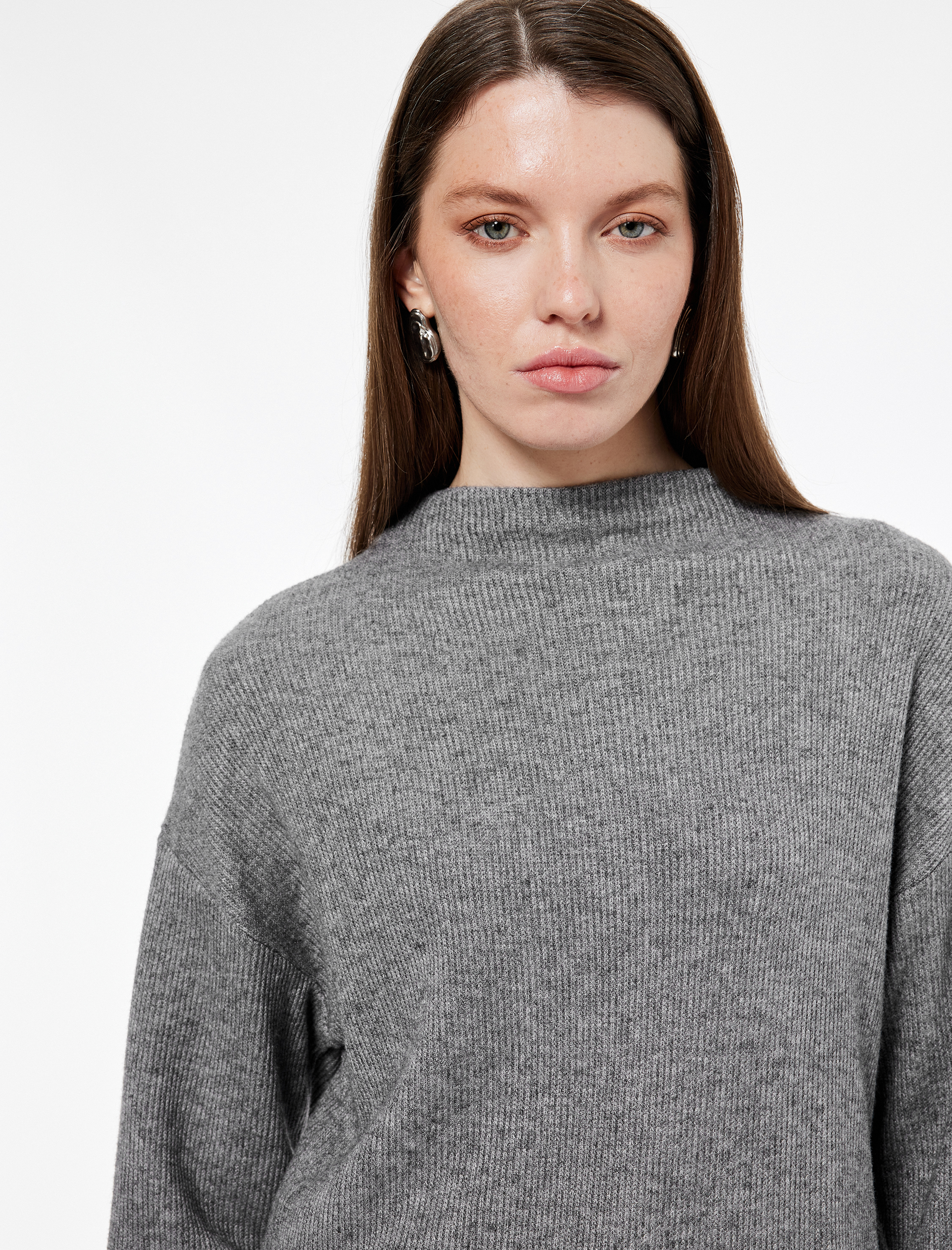   Uzun Kollu Yuvarlak Kayık Yaka Fitilli Tişört