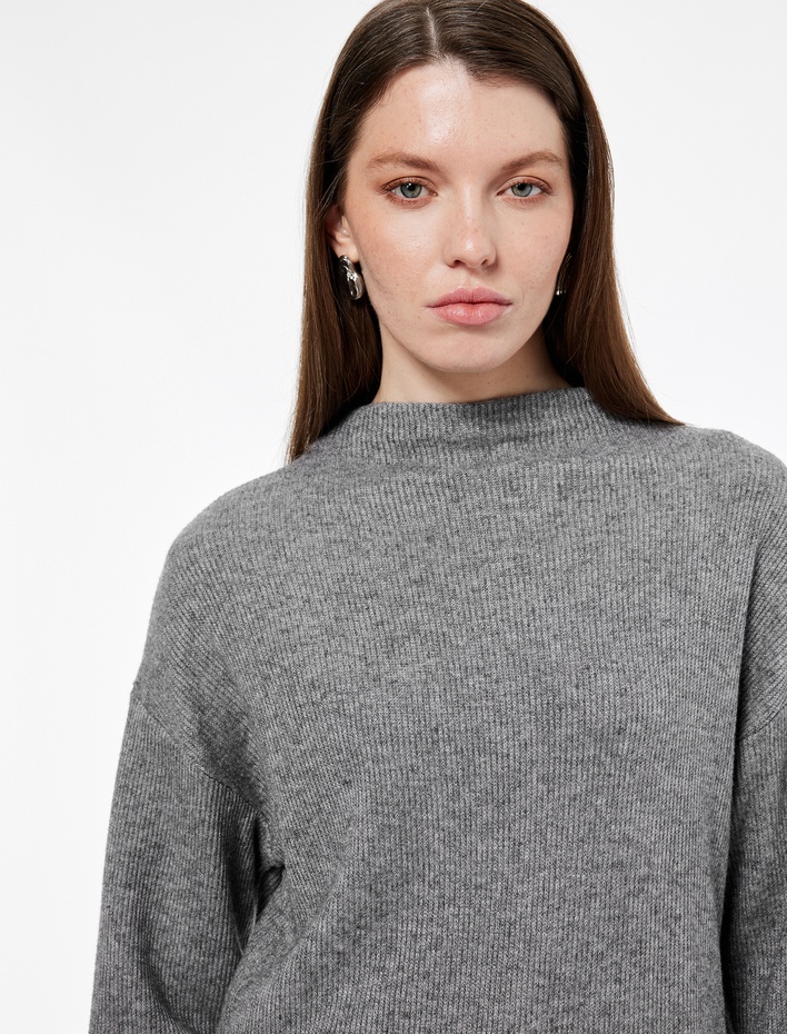  Uzun Kollu Yuvarlak Kayık Yaka Fitilli Tişört