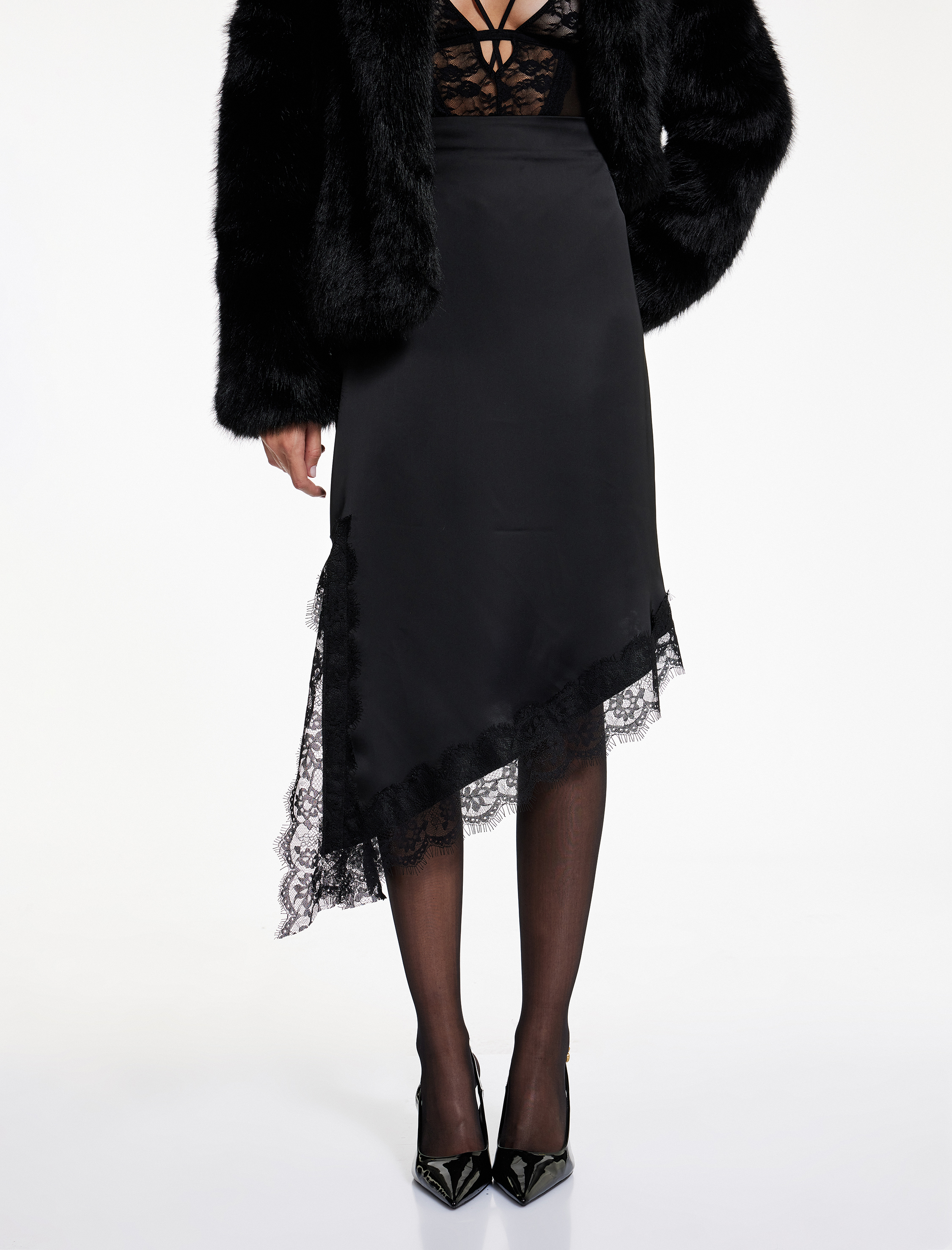   Asimetrik Kesim Dantel Detaylı Midi Saten Etek