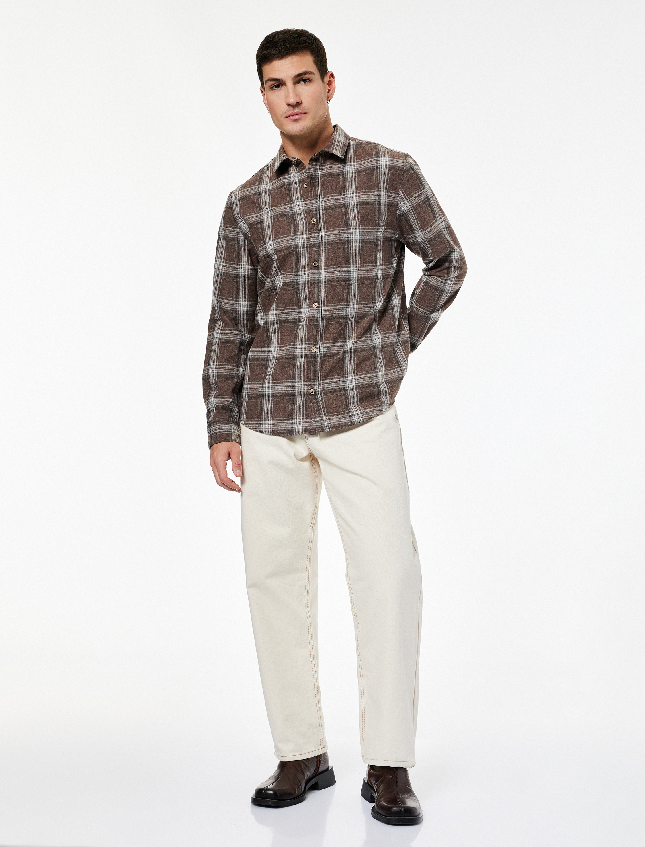   Regular Fit Desenli Düğmeli Klasik Yaka Oduncu Gömleği