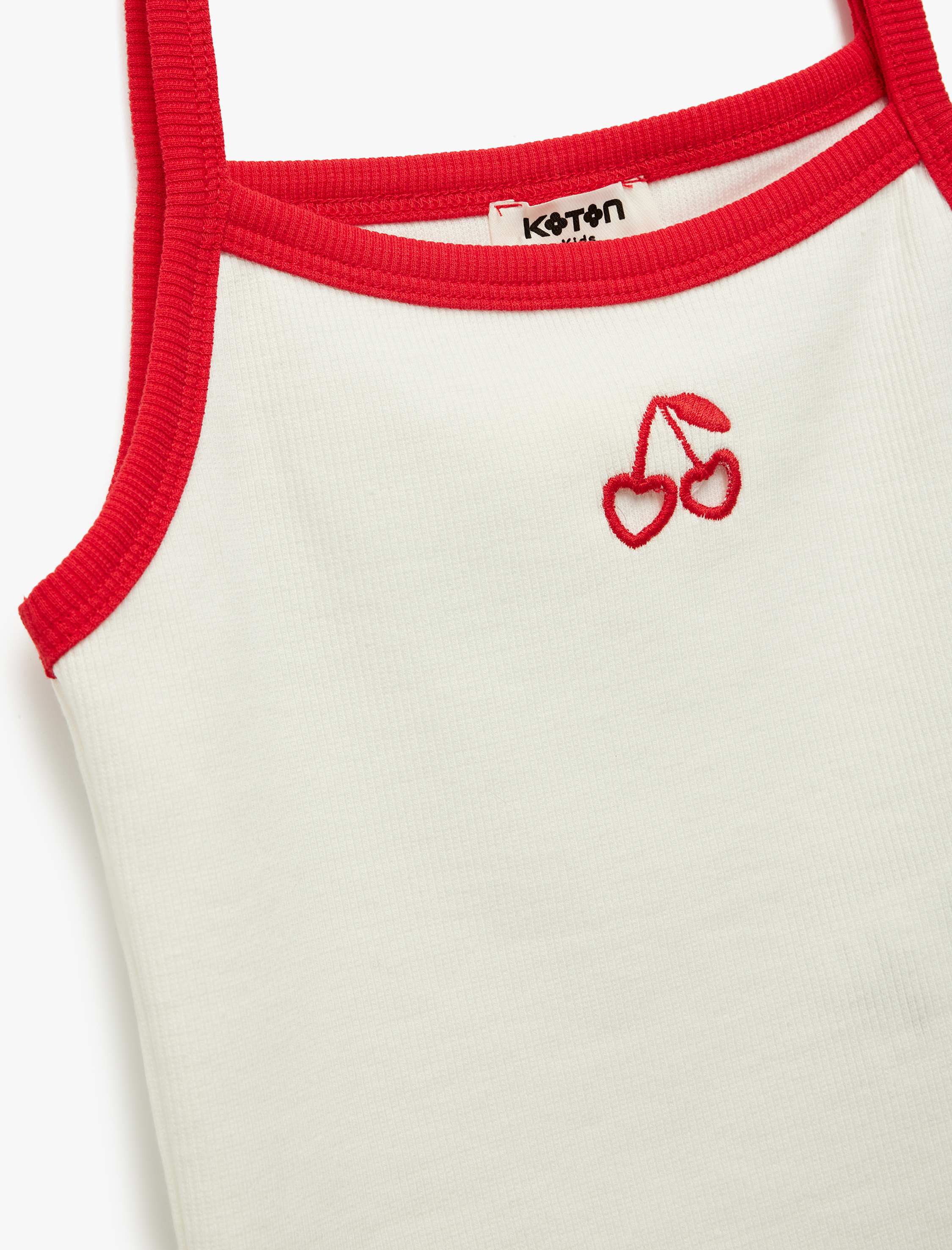  Kız Çocuk Pamuklu İnce Askılı Nakış Detaylı Atlet