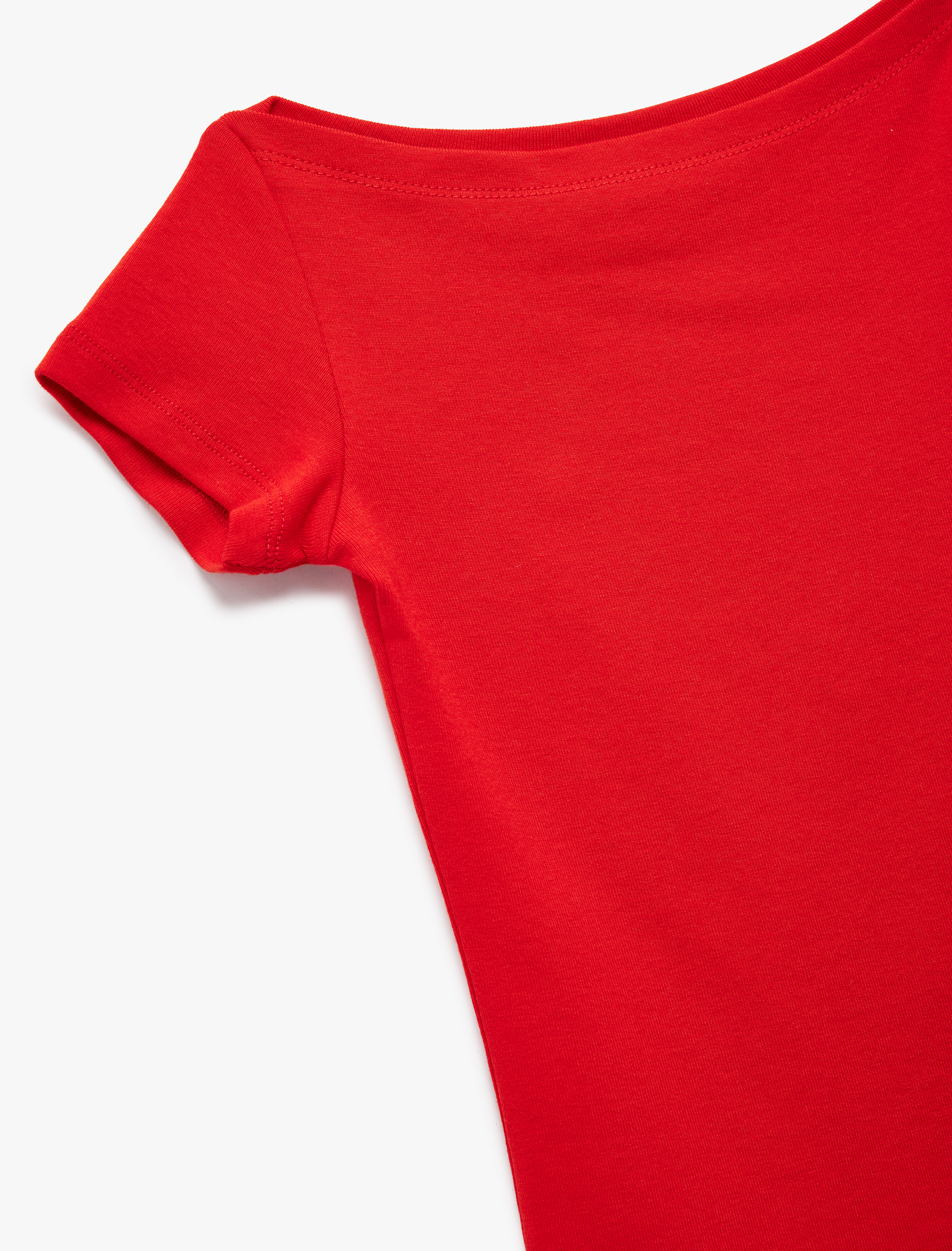  Kız Çocuk Asimetrik Düşük Omuz Kısa Kollu Modal Tişört