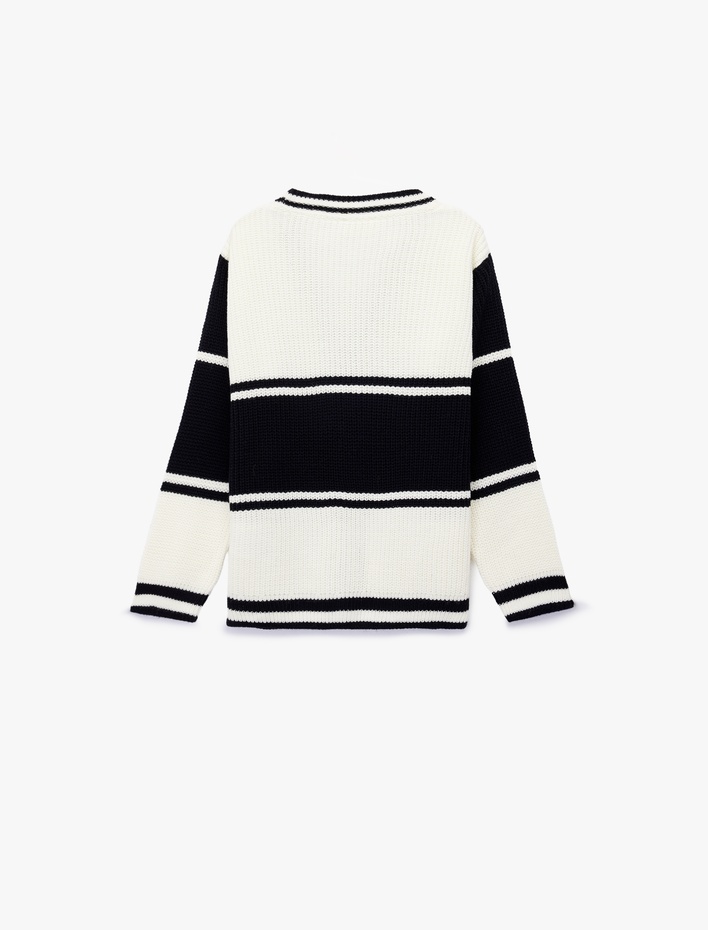 Erkek Çocuk Uzun Kollu Düğmeli V Yaka Triko Hırka