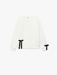 Bisiklet Yaka Fiyonk Detaylı Uzun Kollu Sweatshirt