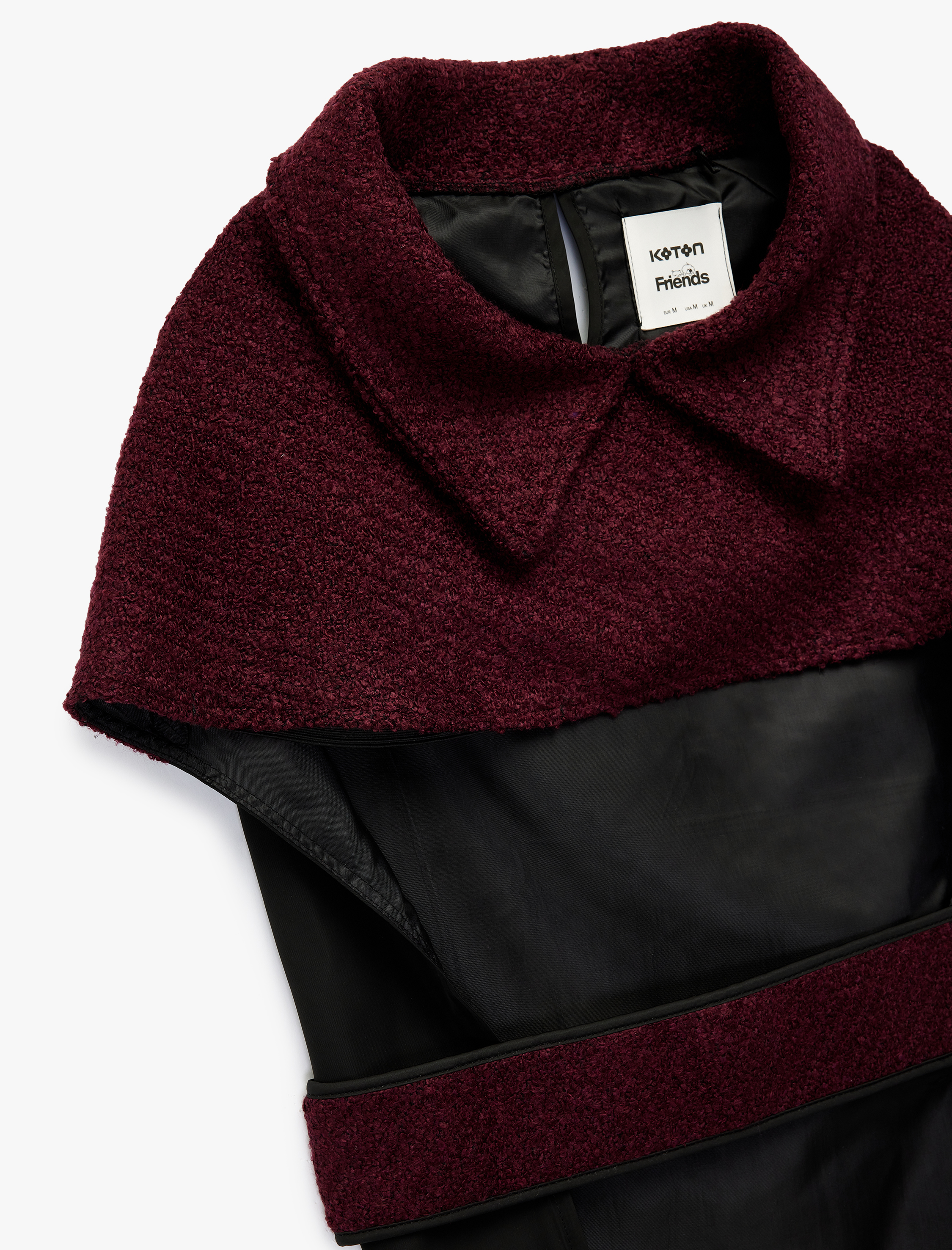   Koton X Sibil Çetinkaya - Kolsuz Gömlek Yaka Köpek Ceketi