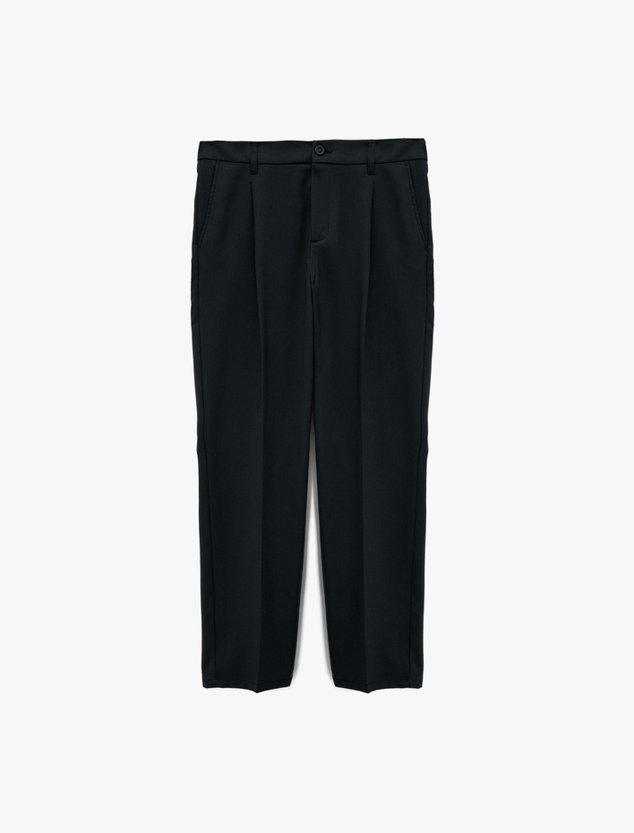  Rahat Kalıp Cepli Viskon Karışımlı Pileli Kumaş Pantolon