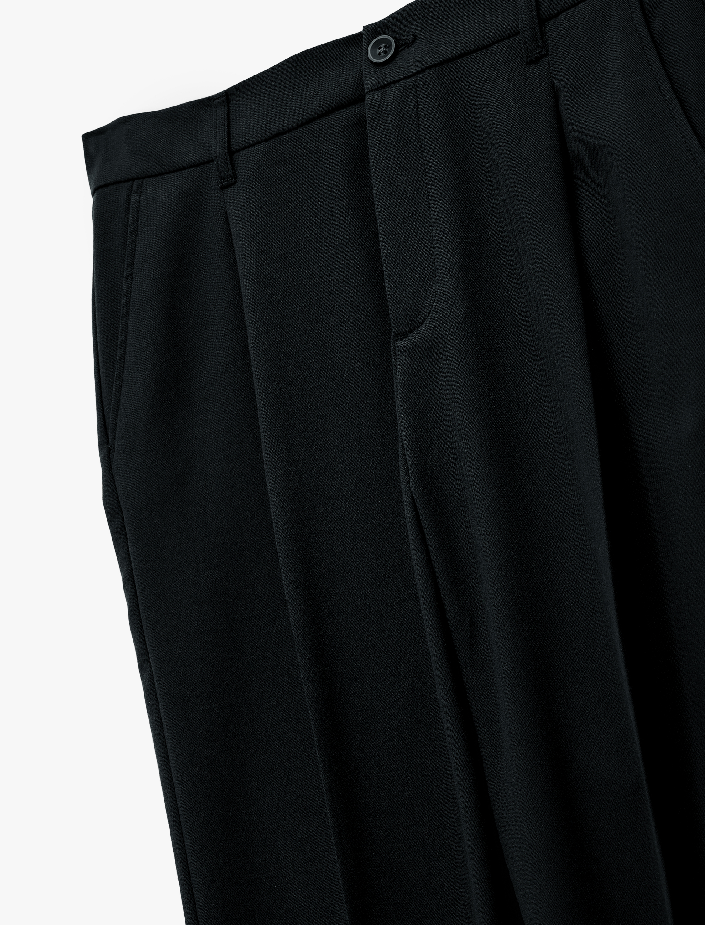   Rahat Kalıp Cepli Viskon Karışımlı Pileli Kumaş Pantolon