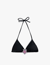 Taşlı Çiçek Aksesuar Detaylı Üçgen Bikini Üstü