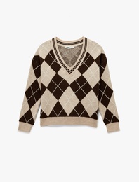 Uzun Kollu V Yaka Baklava Desenli Triko Kazak