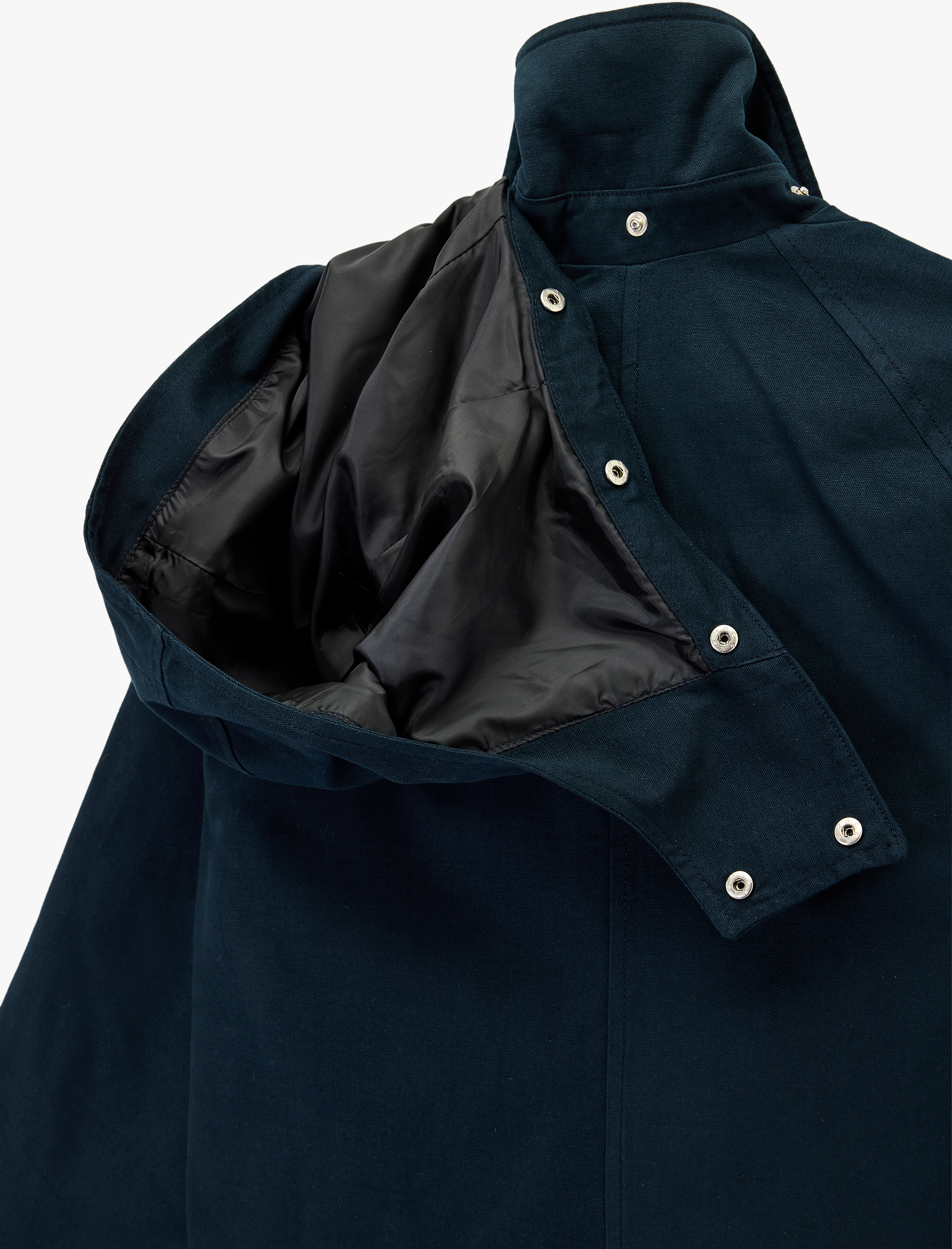   Kapüşonlu Uzun Kollu Çıtçıt Düğmeli Cepli Fermuarlı Ceket