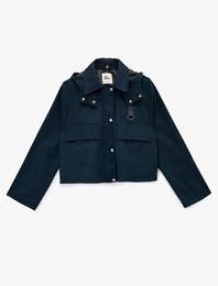 Kapüşonlu Uzun Kollu Çıtçıt Düğmeli Cepli Fermuarlı Ceket