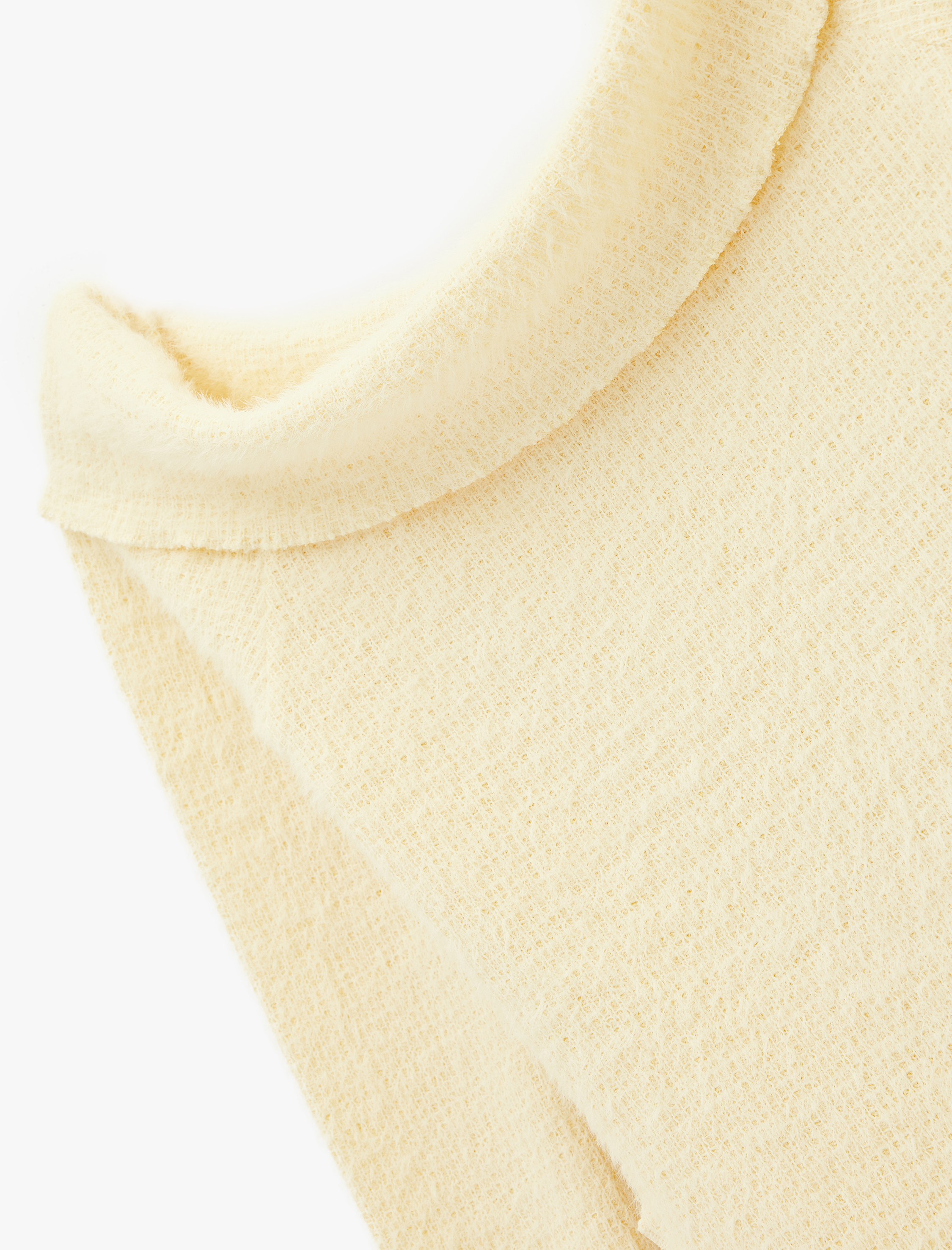   Koton X Sibil Çetinkaya - Slim Fit Uzun Kollu Omzu Açık Peluş Kazak