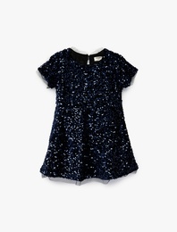 Parlak Pullu Payetli Bisiklet Yaka Kısa Kollu Yılbaşı Elbisesi