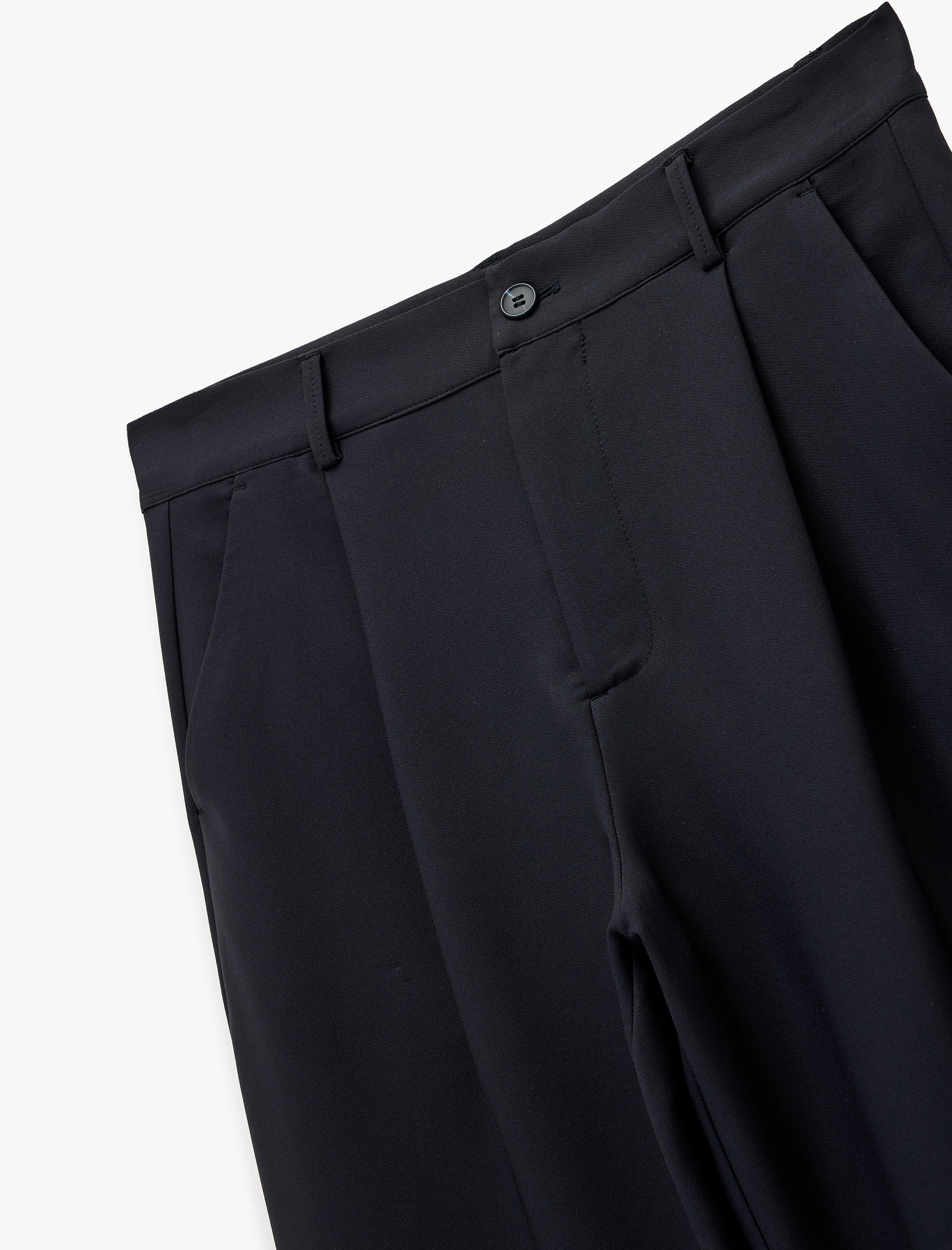   Rahat Kalıp Cepli Pileli Kumaş Pantolon