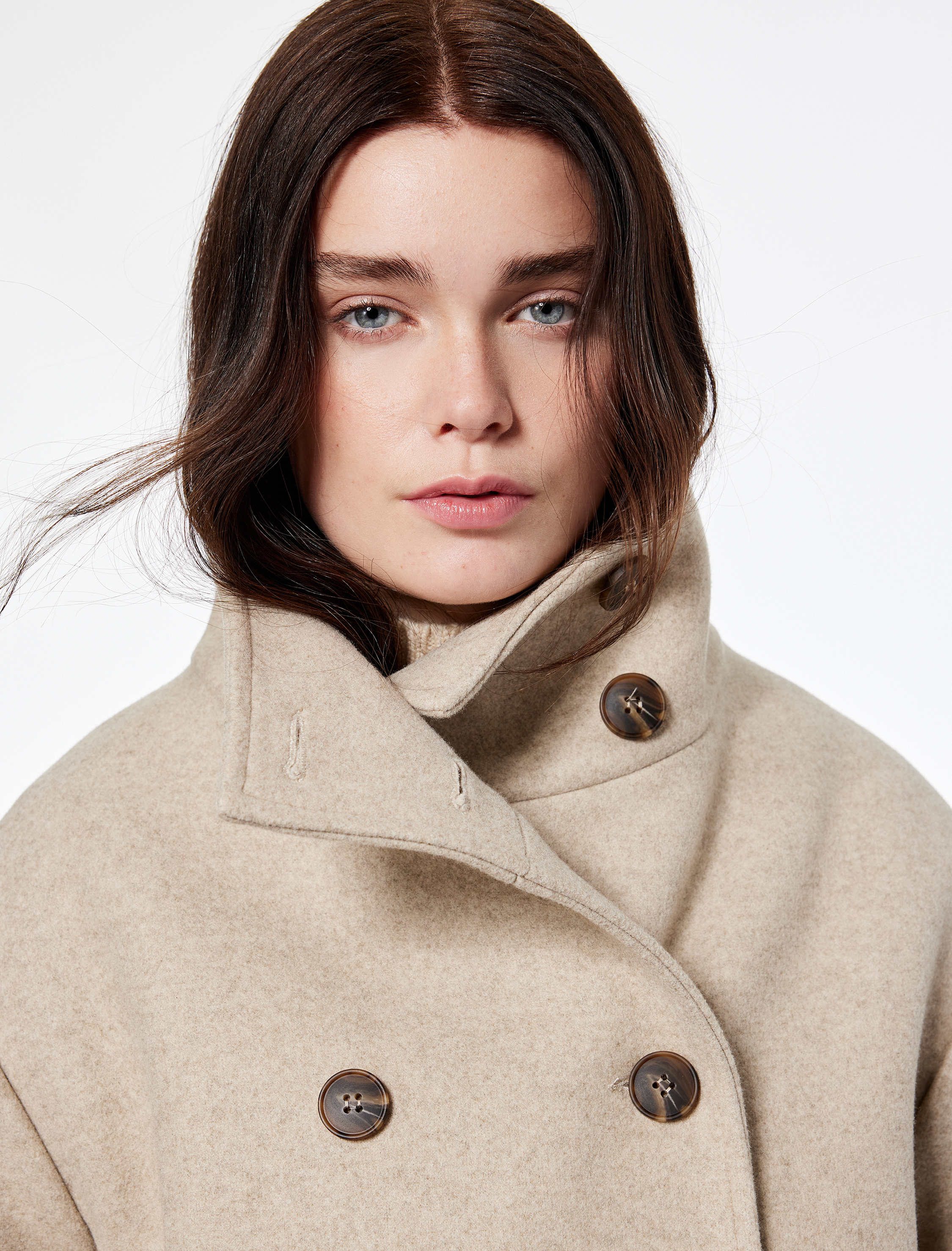   Koton X Şahika Ercümen - Dik Yaka Kaban Kısa Kaşe Kruvaze