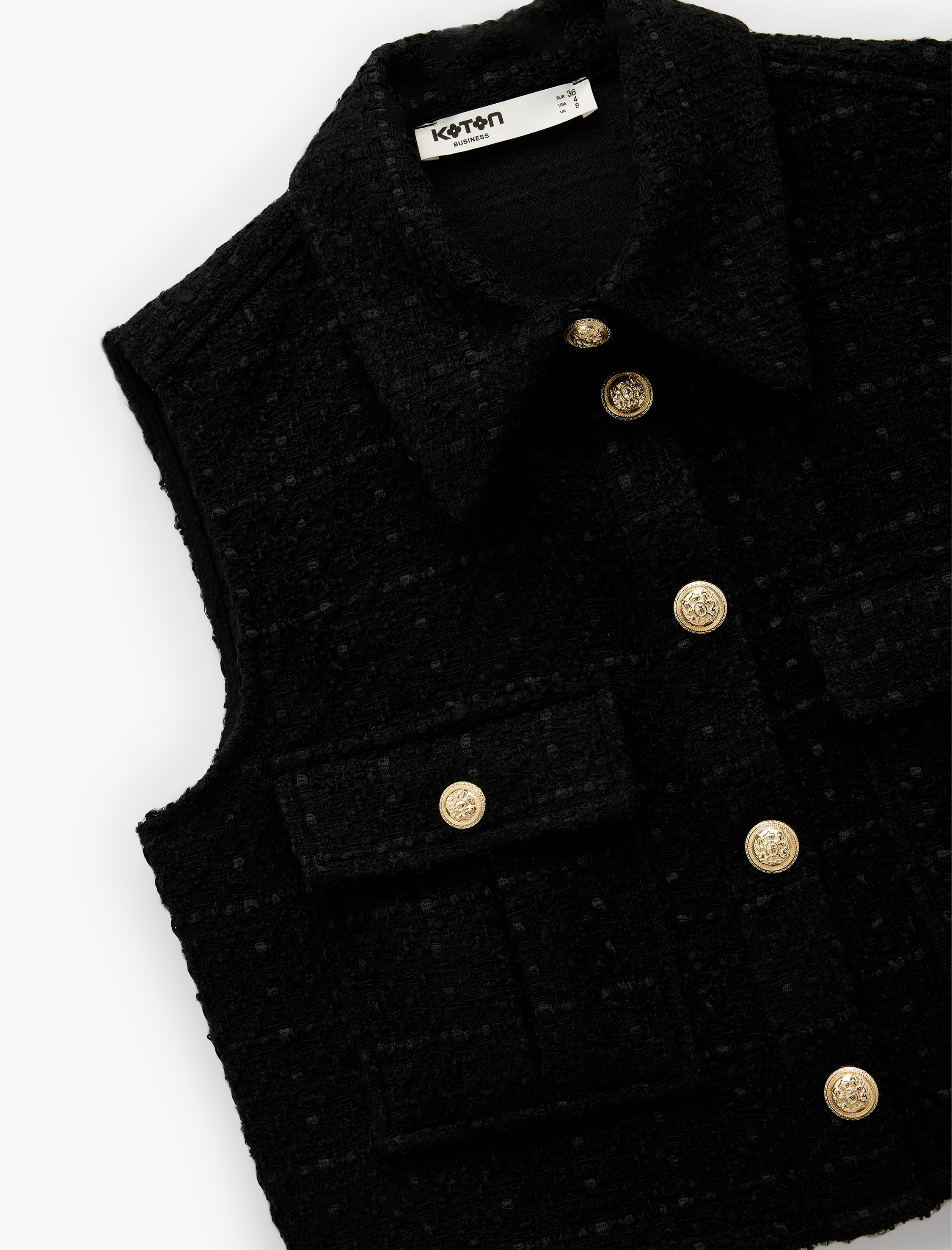   Yuvarlak Yaka Düğmeli Cepli Metal Aksesuar Detaylı Kolsuz Tüvit Yelek