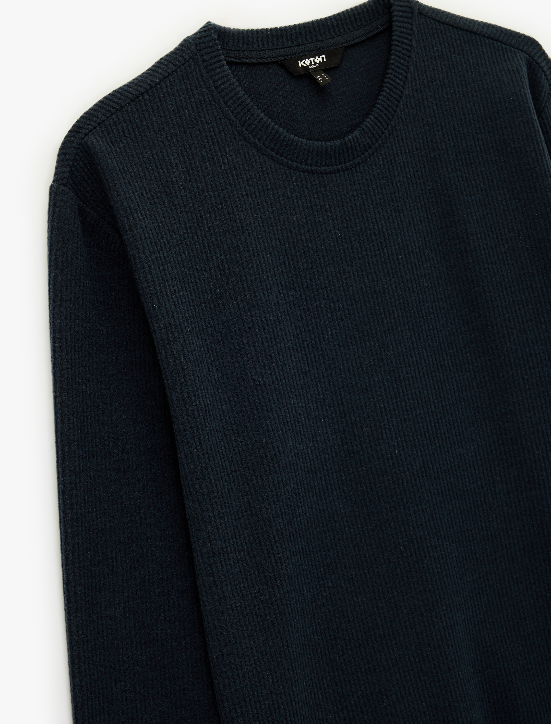   Uzun Kollu Bisiklet Yaka Basic Sweatshirt