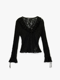 Slim Fit Uzun Kollu Fırfır Detaylı Fiyonklu V Yaka Dantelli Bluz
