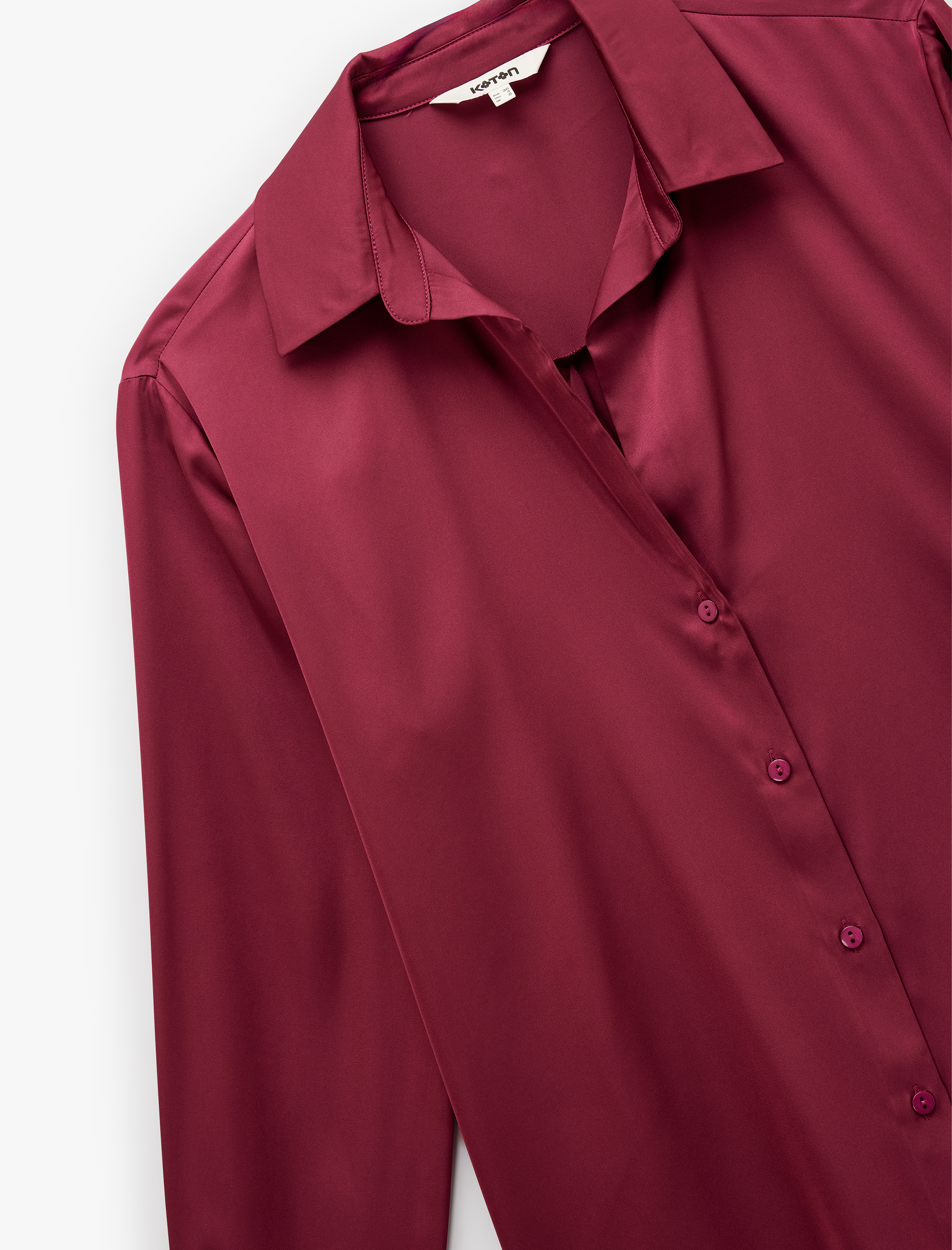   Regular Fit Uzun Kollu Düğmeli Saten Gömlek