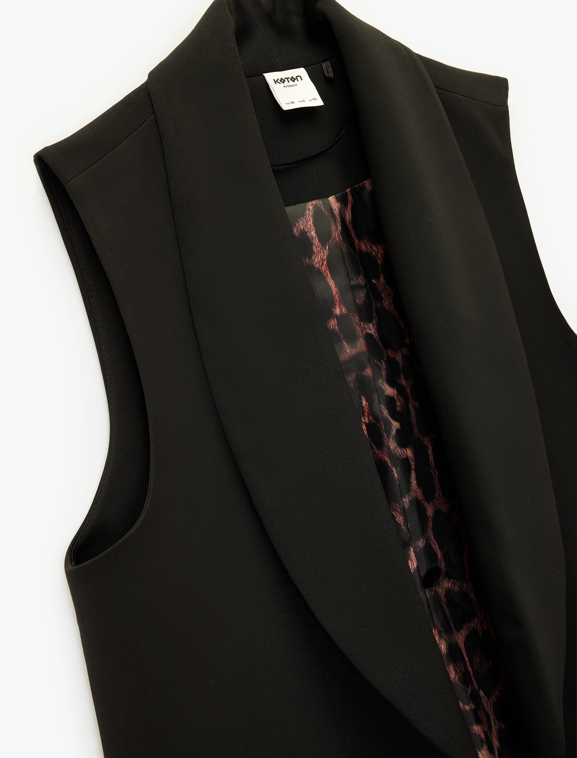   Geniş Yaka Cepli Leopar Detaylı Kolsuz Yelek