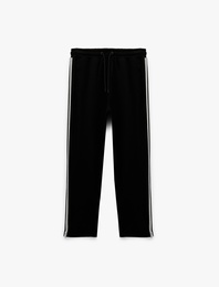 Rahat Kalıp Çizgi Detaylı Beli Bağcıklı Spor Eşofman Altı