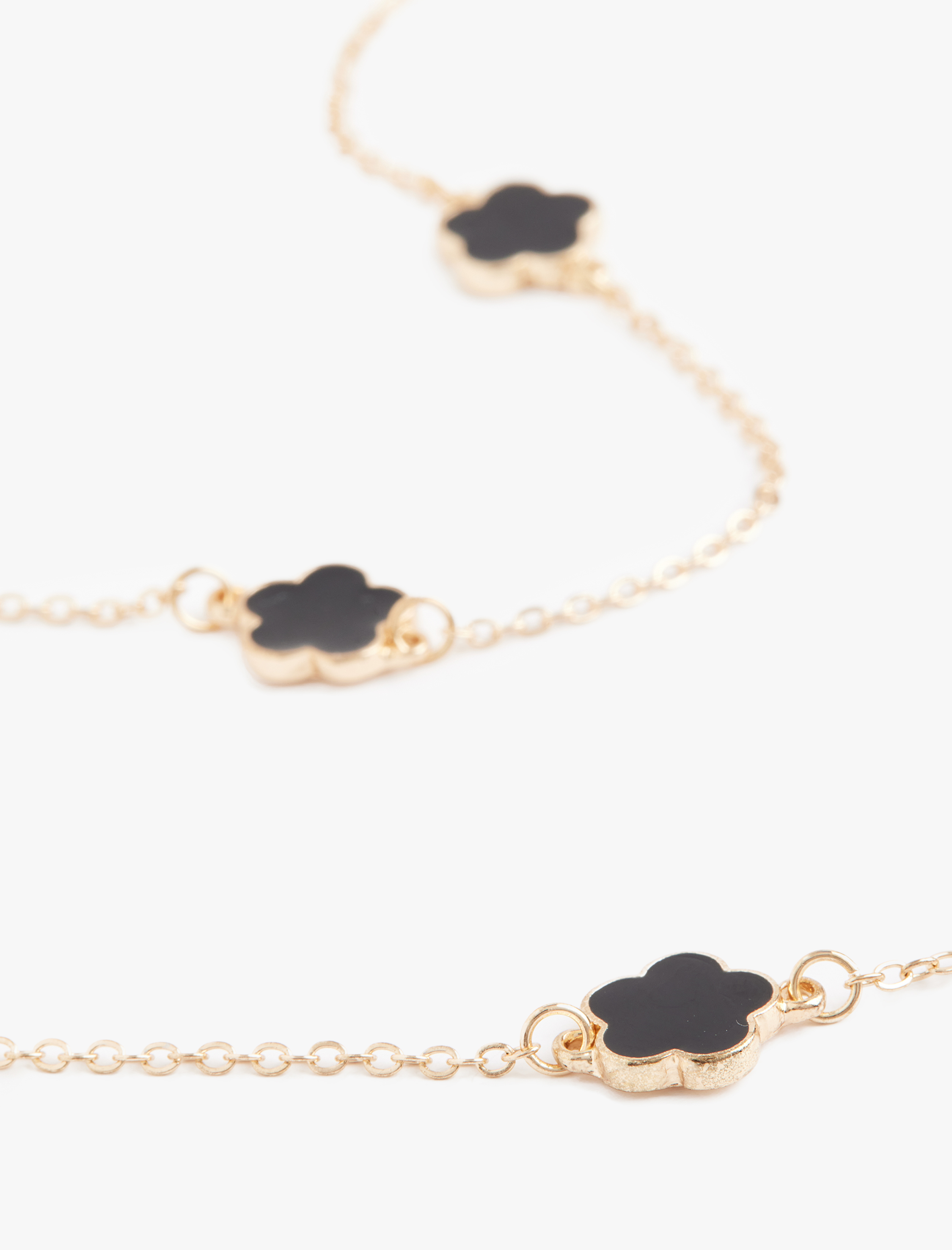  Kadın Çiçekli Zincir Kolye