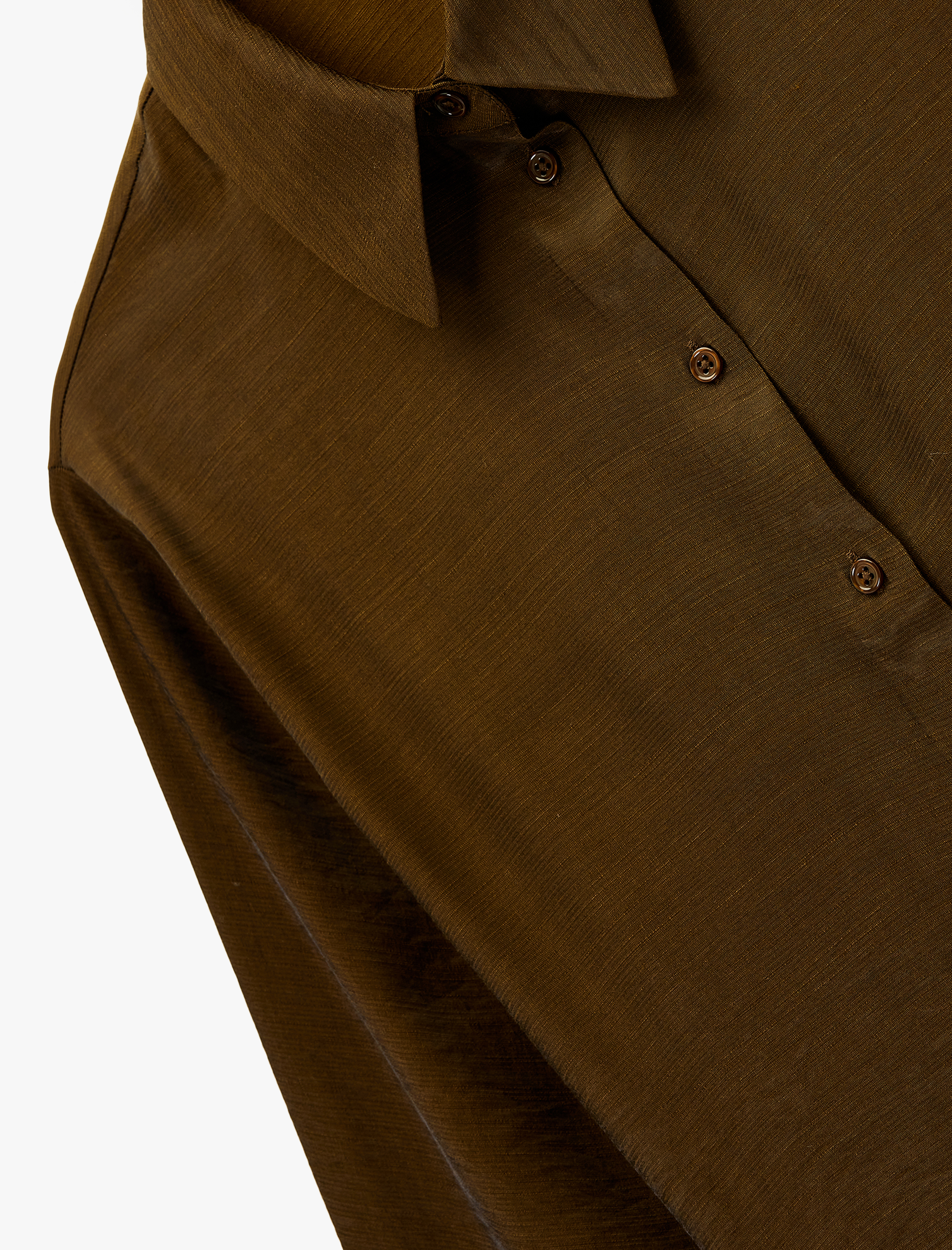   Uzun Kollu Düğmeli Viskon Saten Görünümlü Gömlek