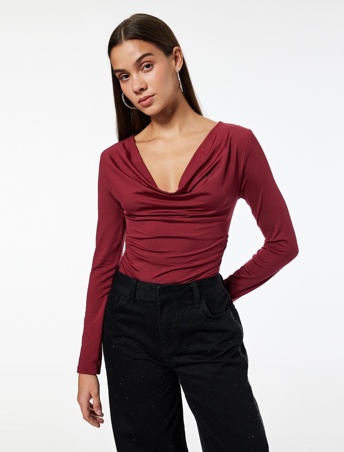  Slim Fit Uzun Kollu Degaje Yaka Drapeli Tişört