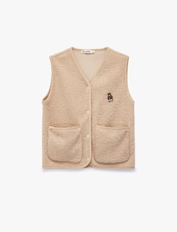 Rahat Kalıp Cep Detaylı V Yaka Kolsuz Düğmeli İşlemeli Peluş Yelek