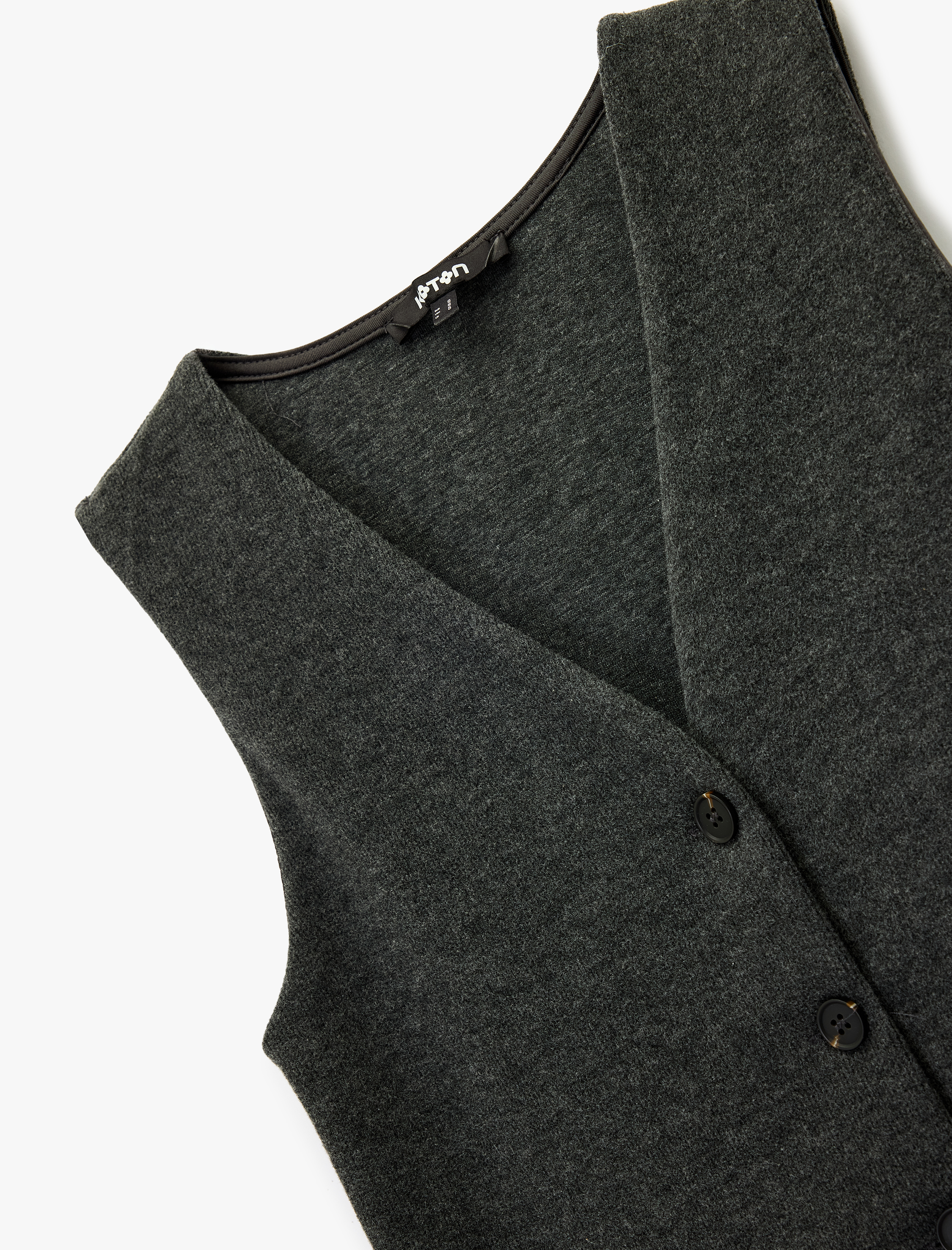   Slim Fit Düğmeli V Yaka Triko Yelek