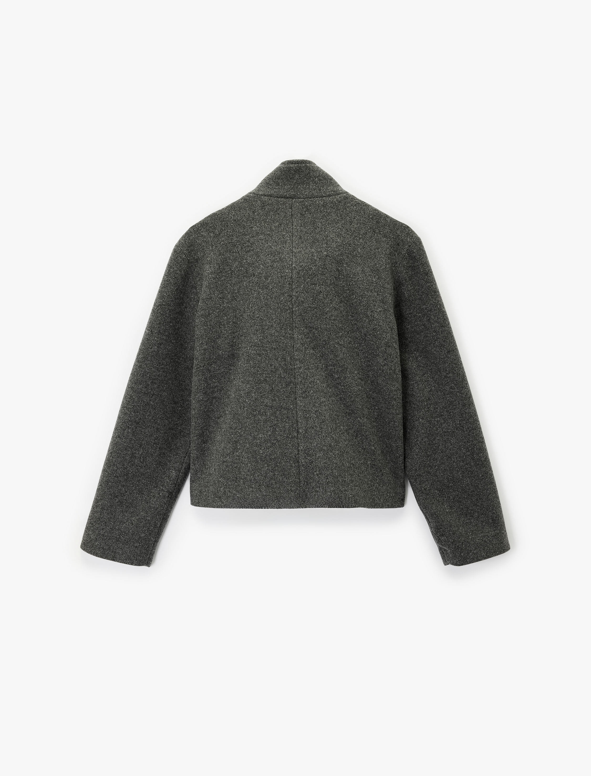   Düğmeli Cep Detaylı Uzun Kollu Dik Yaka Mont