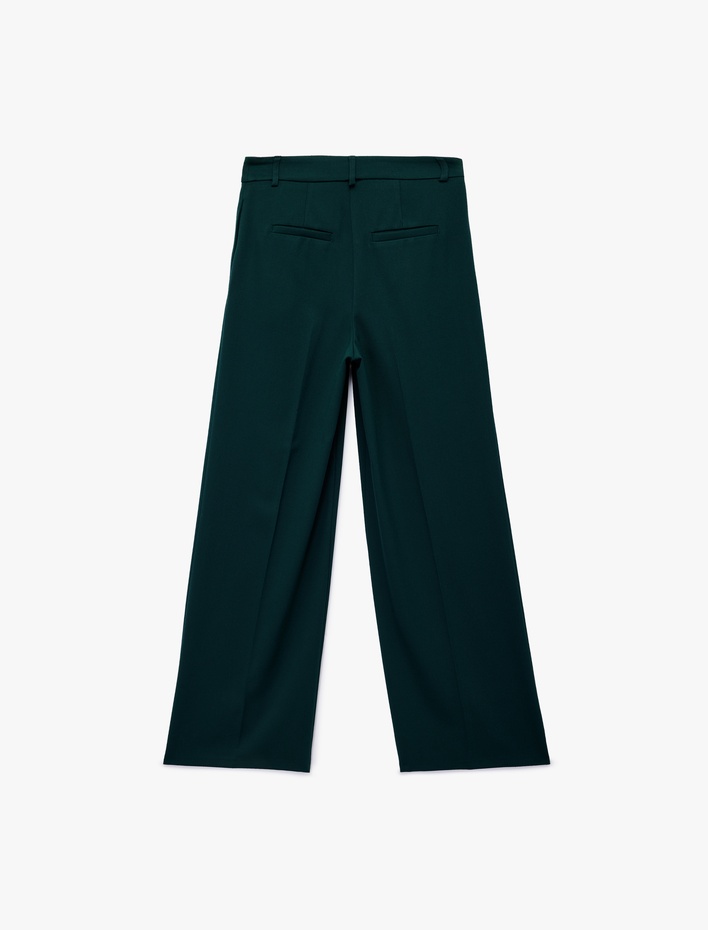  Koton X Melis Ağazat - Pileli Cepli Bol Düz Paça Kumaş Pantolon